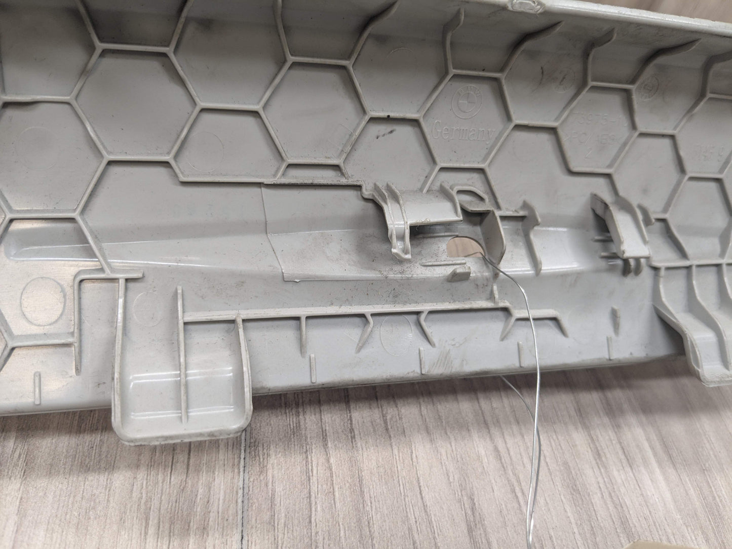 12-18 OEM BMW F30 F32 F80 F82 Dashboard Center Lower Trim Panel Cover Beige