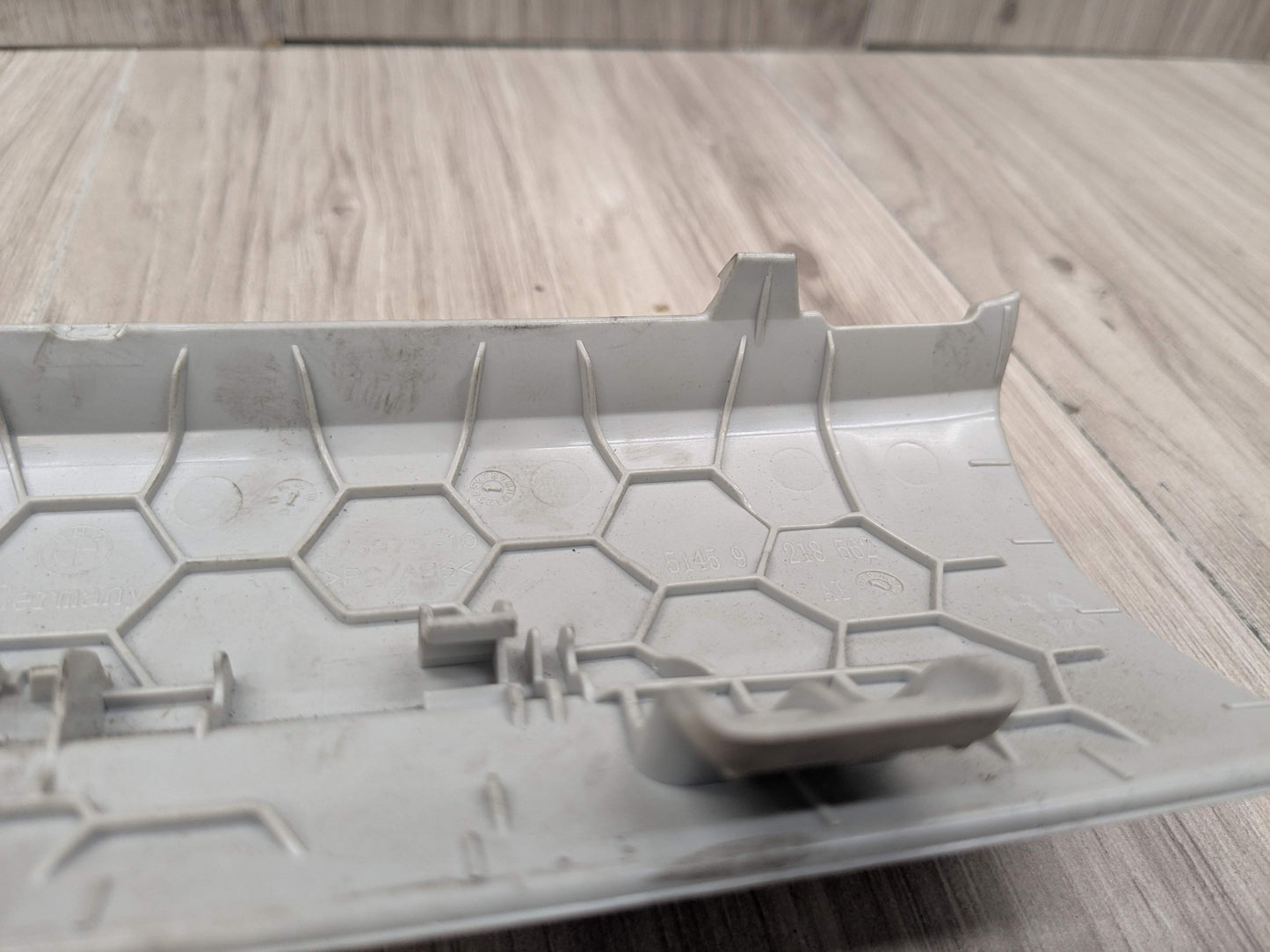 12-18 OEM BMW F30 F32 F80 F82 Dashboard Center Lower Trim Panel Cover Beige