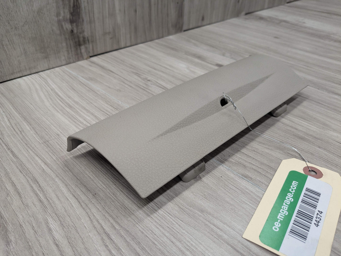 12-18 OEM BMW F30 F32 F80 F82 Dashboard Center Lower Trim Panel Cover Beige