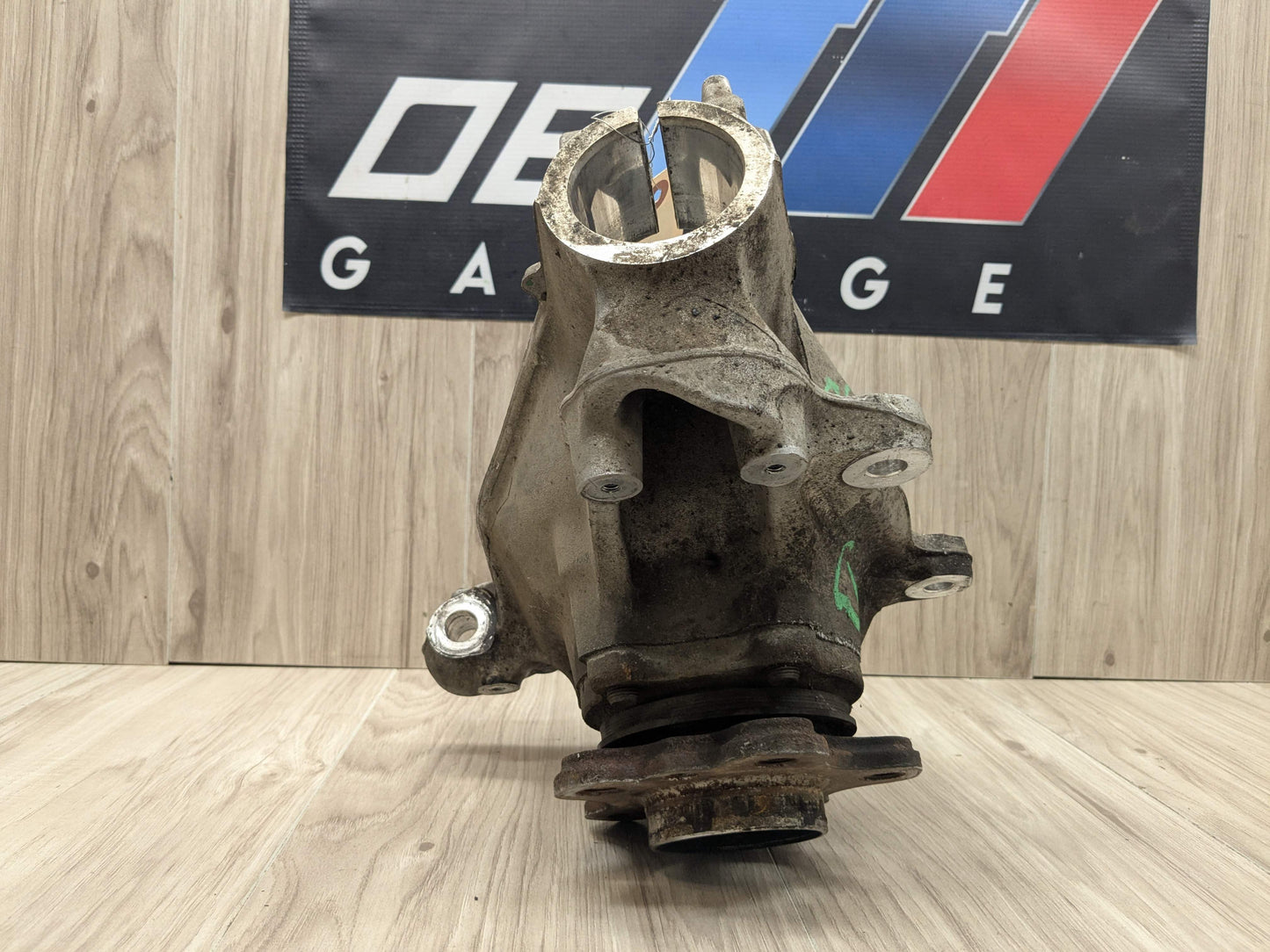 OEM BMW G20 G22 G23 330 M340 FRONT Left Driver Hub Spindle Knuckle Bearing AWD