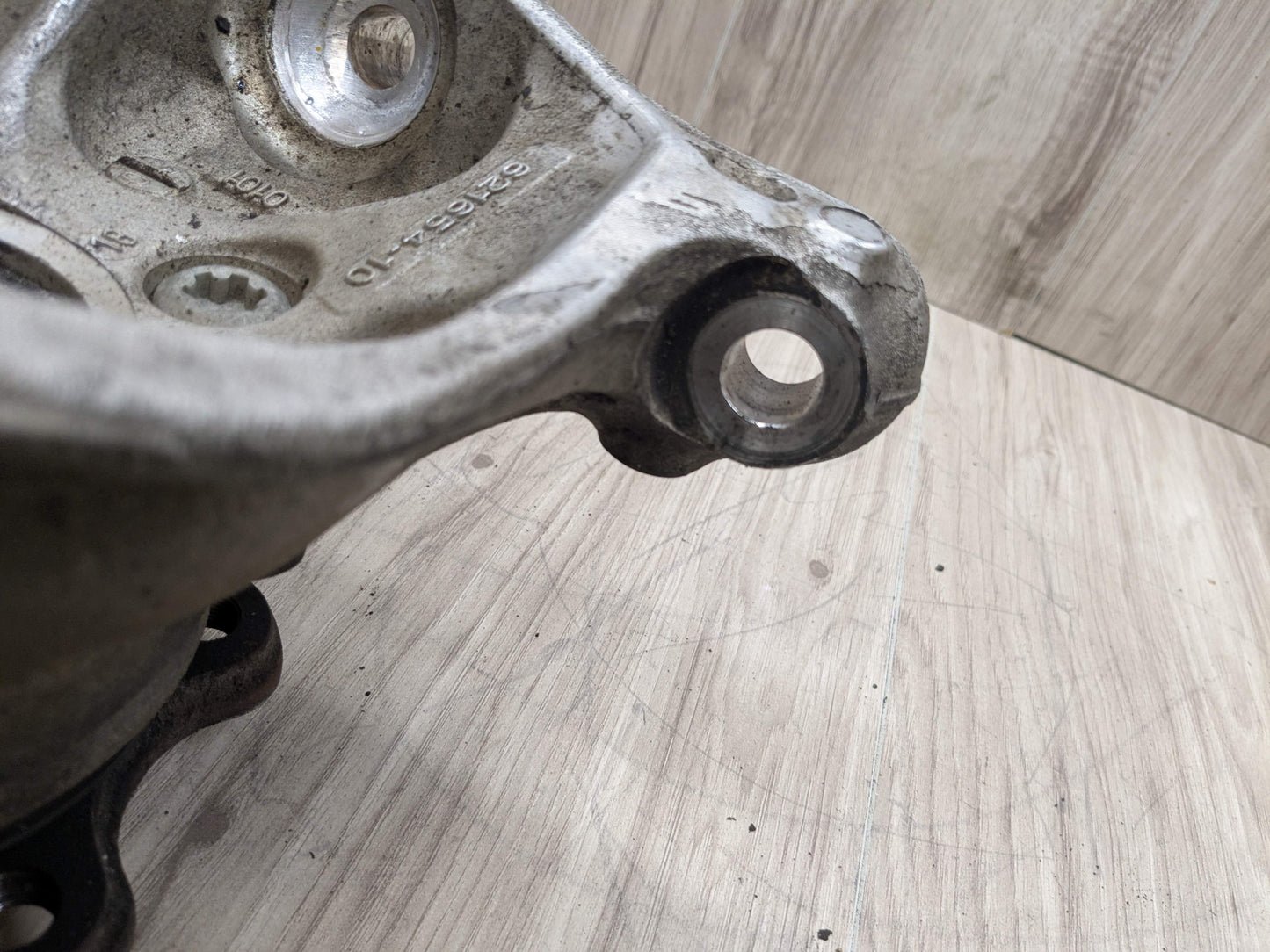 19-25 OEM BMW G20 G22 G23 FRONT Right Passenger Hub Spindle Knuckle Bearing AWD