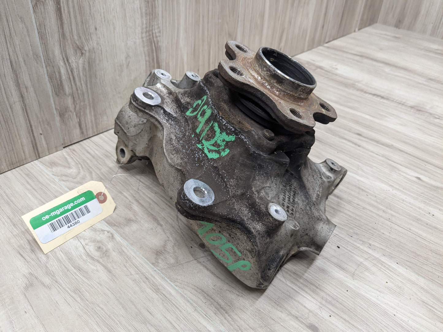 19-25 OEM BMW G20 G22 G23 FRONT Right Passenger Hub Spindle Knuckle Bearing AWD