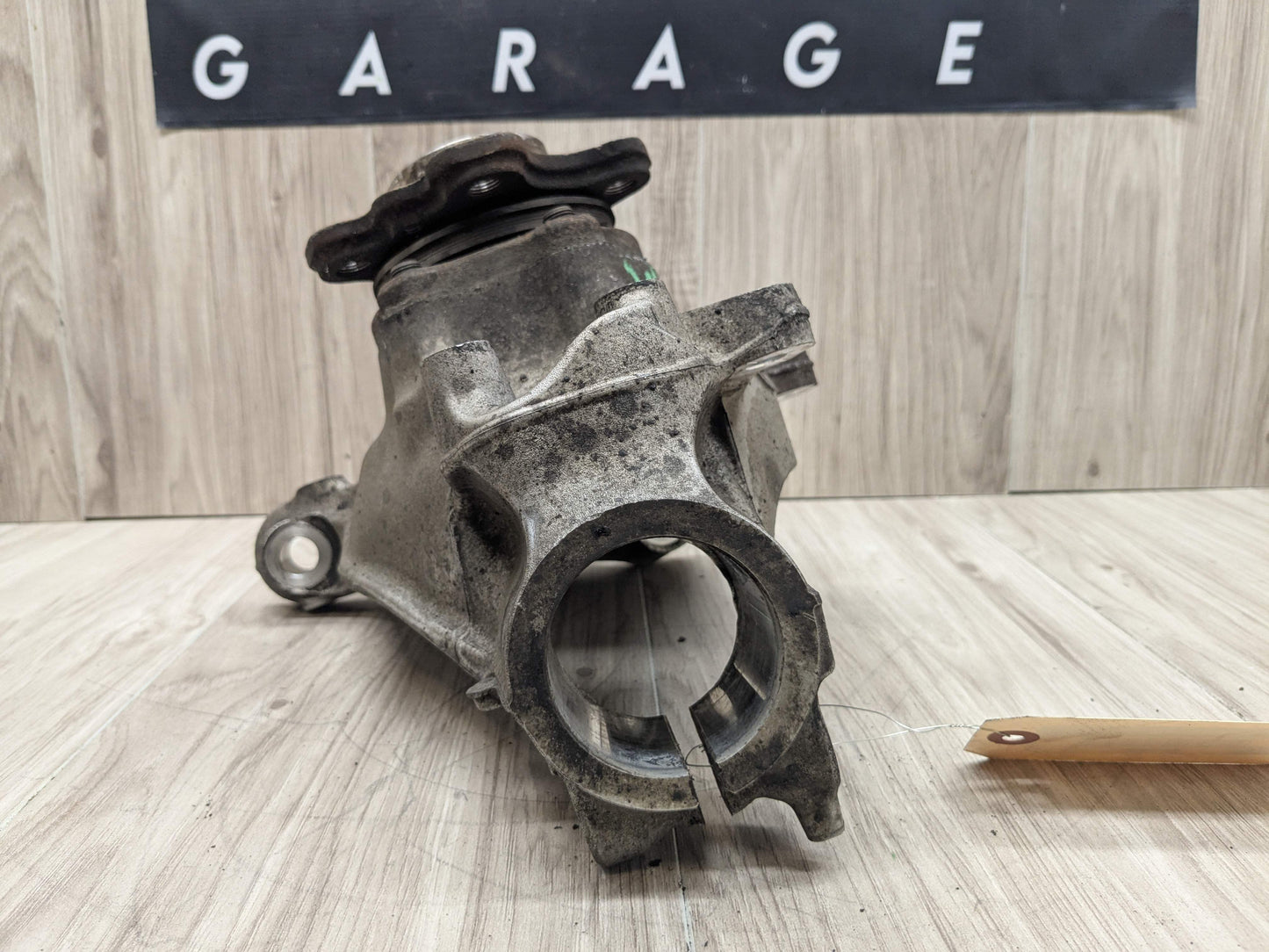 19-25 OEM BMW G20 G22 G23 FRONT Right Passenger Hub Spindle Knuckle Bearing AWD