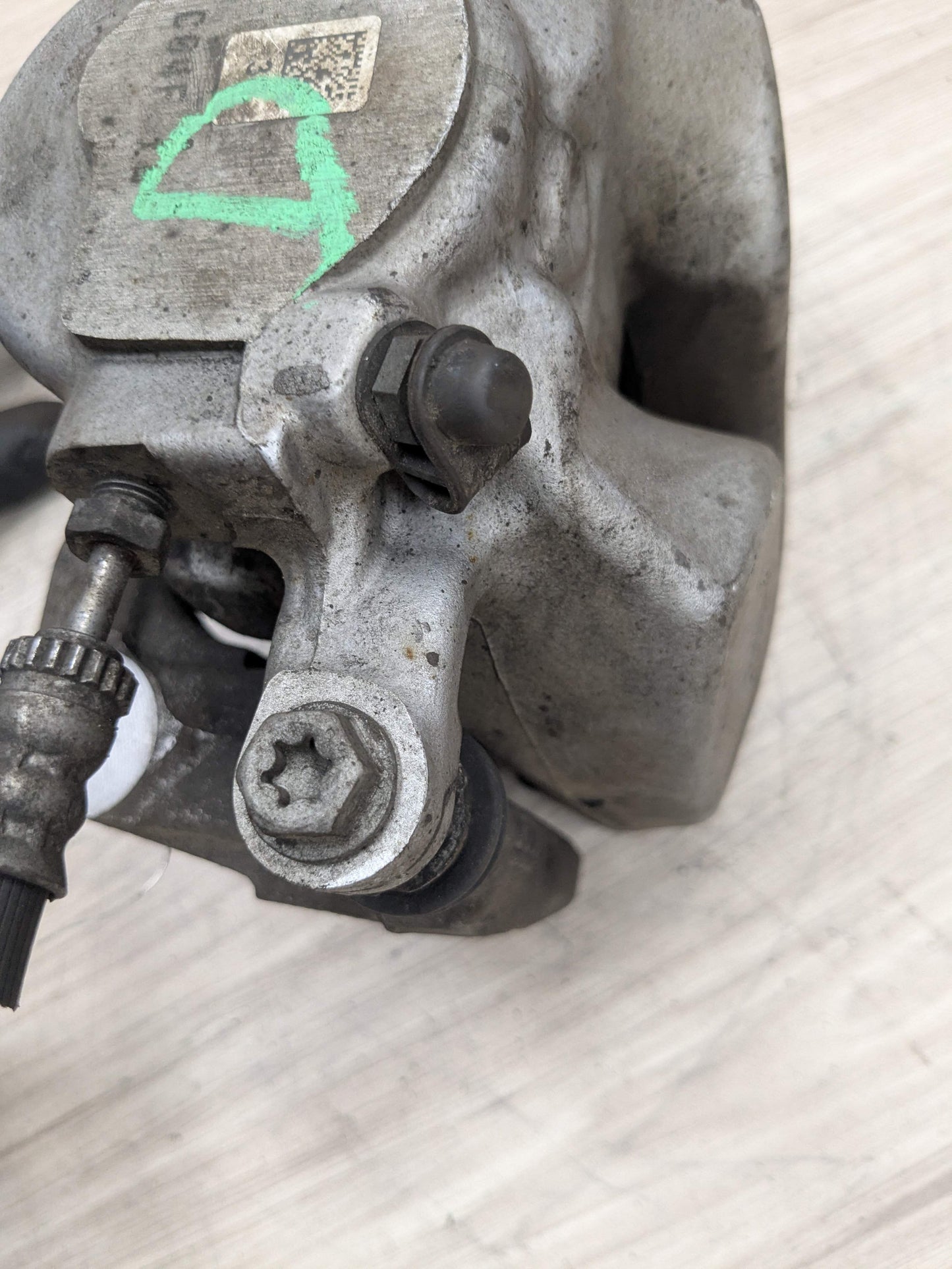 OEM BMW G01 G20 G22 G23 G26 G29 X3 330 430 FRONT Left Driver Side Brake Caliper