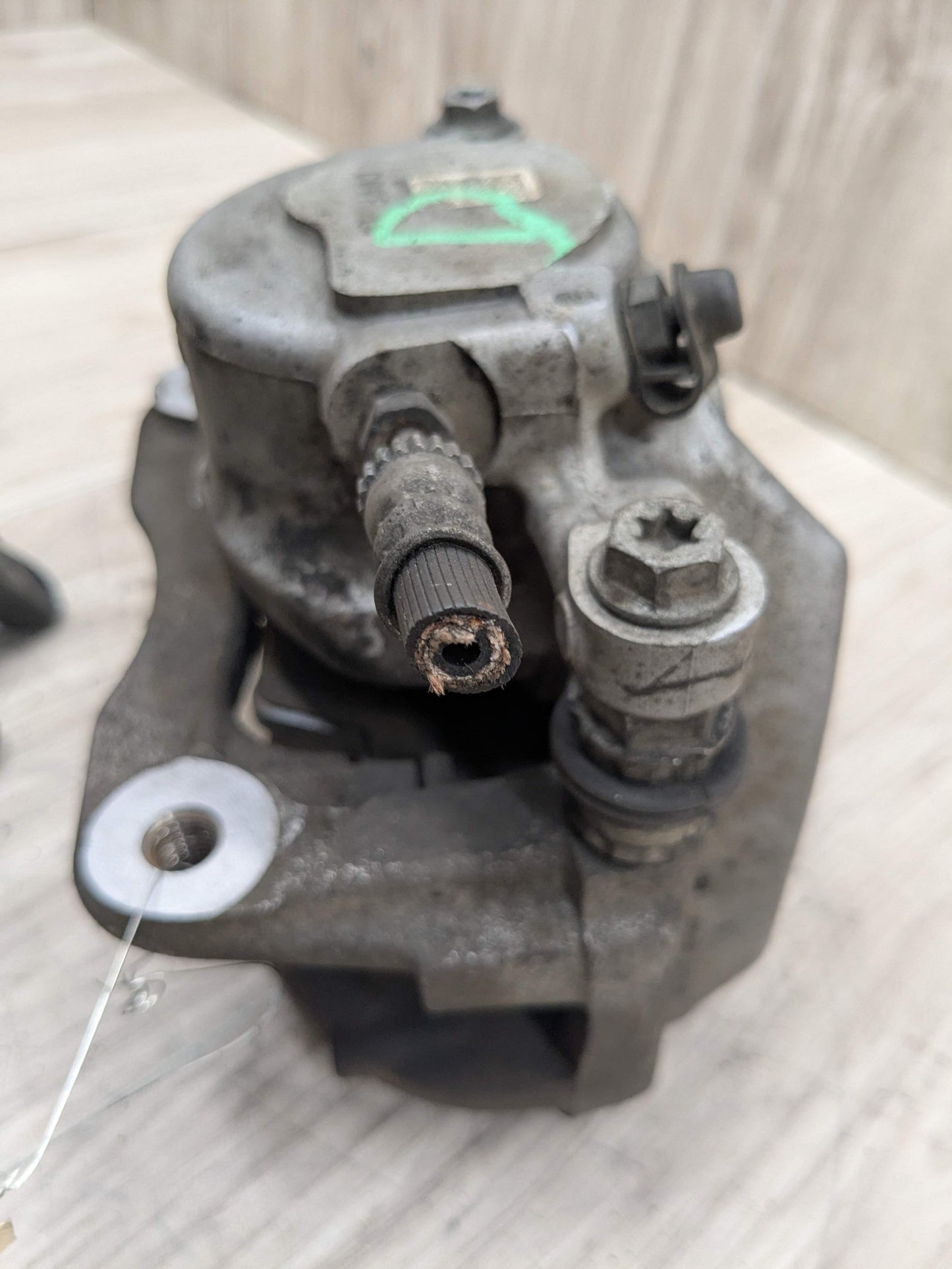 OEM BMW G01 G20 G22 G23 G26 G29 X3 330 430 FRONT Left Driver Side Brake Caliper