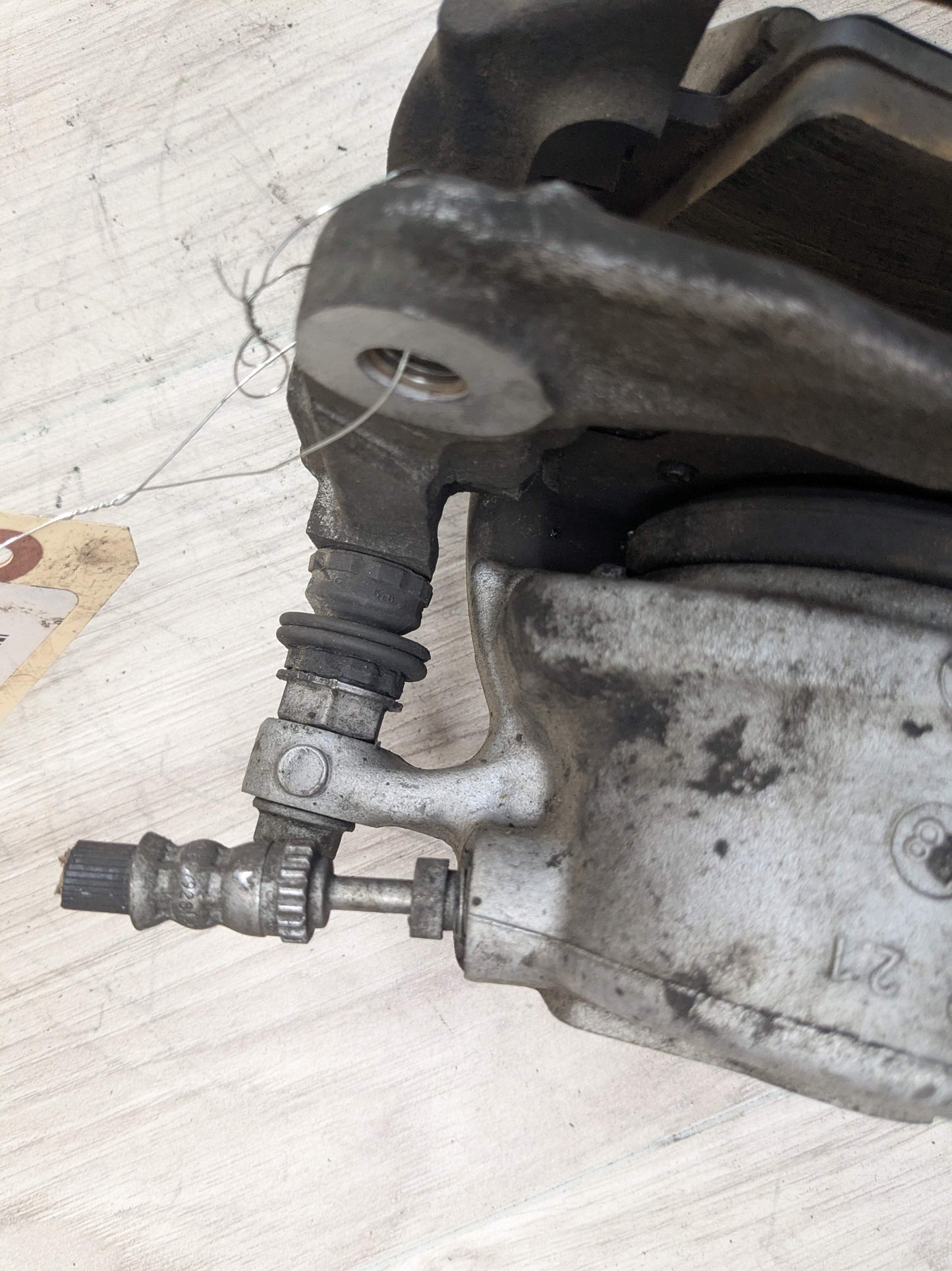 OEM BMW G01 G20 G22 G23 G26 G29 X3 330 430 FRONT Left Driver Side Brake Caliper