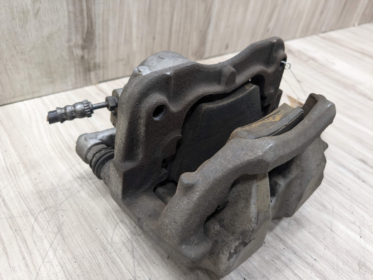 OEM BMW G01 G20 G22 G23 G26 G29 X3 330 430 FRONT Right Passenger Brake Caliper