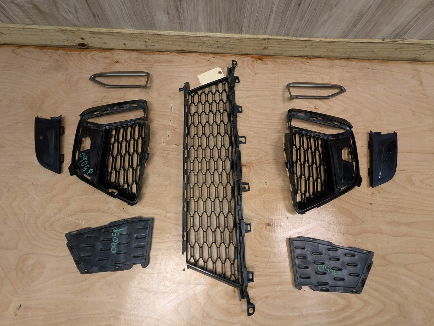 19-21 AFT BMW G20 M340 M SPORT Front Bumper Lower left Right Center Grilles SET
