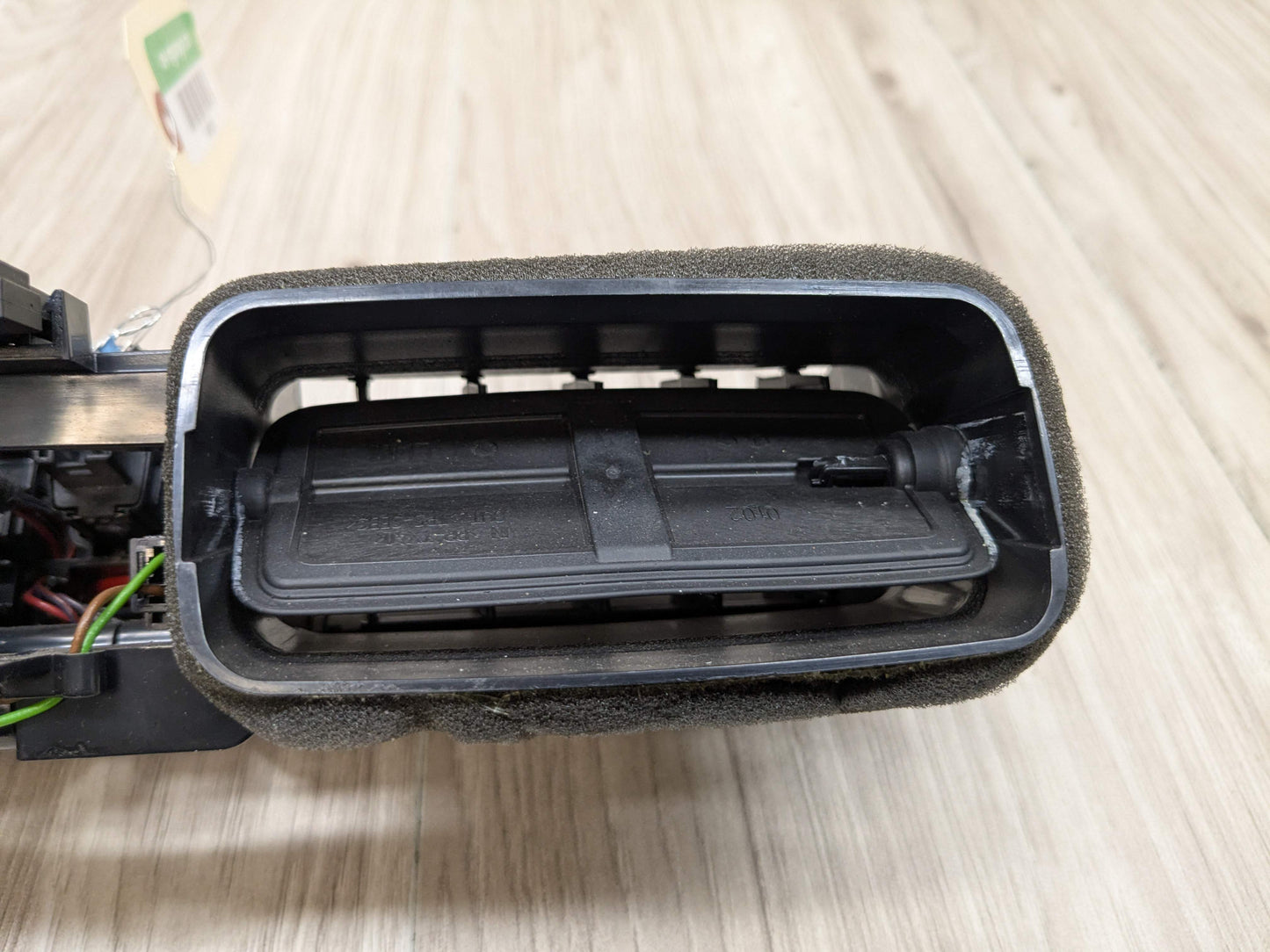 14-20 OEM BMW F22 F30 F32 F36 F80 F82 Front Dash Central Air Vent Grille Black