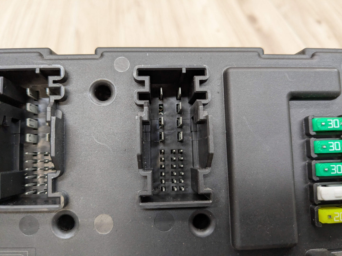 OEM BMW F22 F30 F32 F36 F80 F82 REM Rear Body Control Electronic Module BCM Box