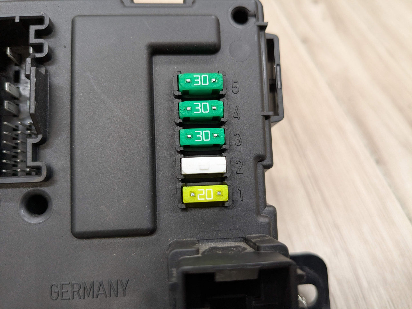 OEM BMW F22 F30 F32 F36 F80 F82 REM Rear Body Control Electronic Module BCM Box