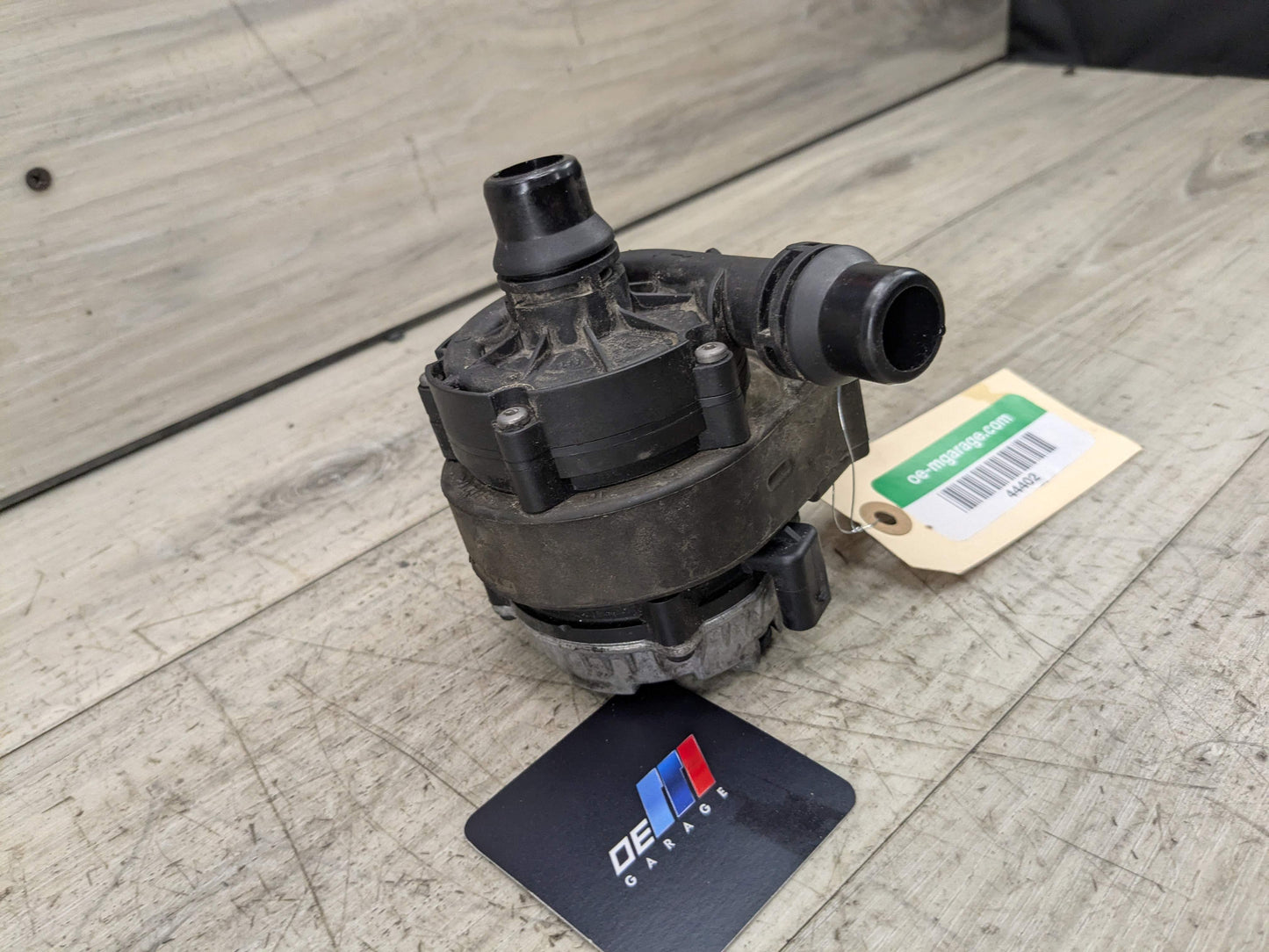 18-21 OEM BMW G01 G02 X3 X4 30 M40 Engine B46 B58 Auxiliary Cooling Water Pump