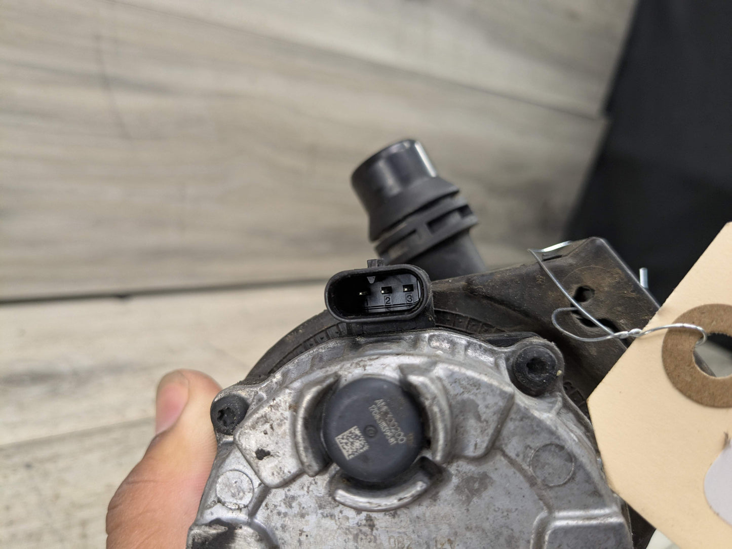 18-21 OEM BMW G01 G02 X3 X4 30 M40 Engine B46 B58 Auxiliary Cooling Water Pump