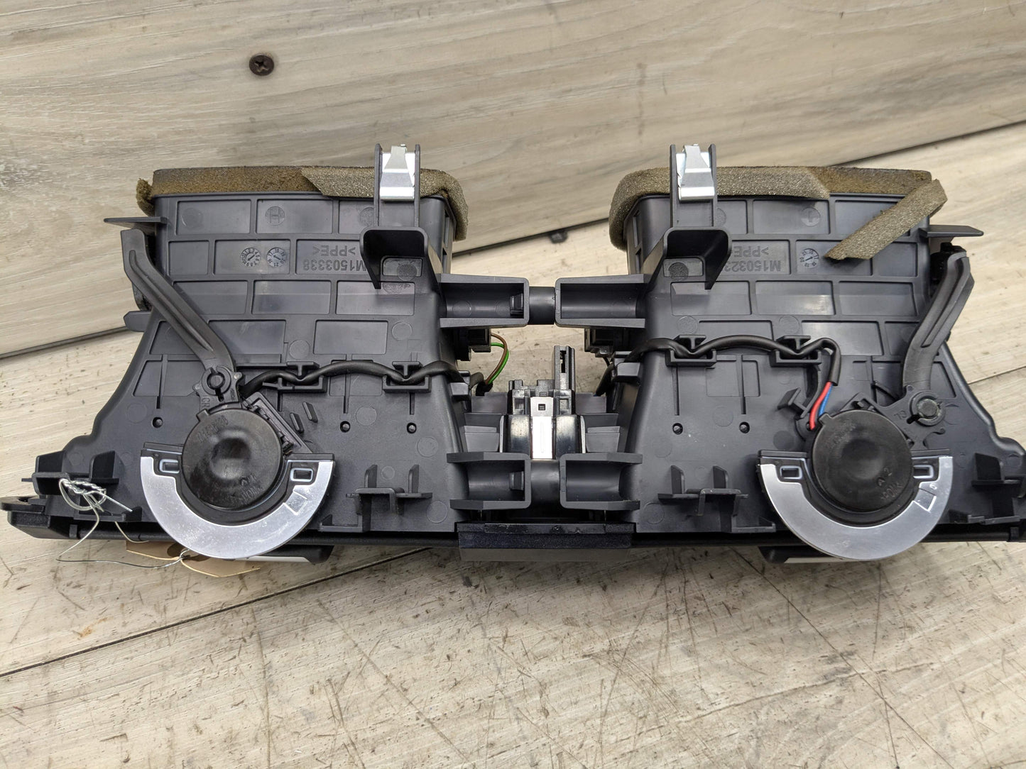 18-21 OEM BMW G01 G02 F97 F98 X3 X4 X3M X4M Dashboard AC Air Vent Center Grille