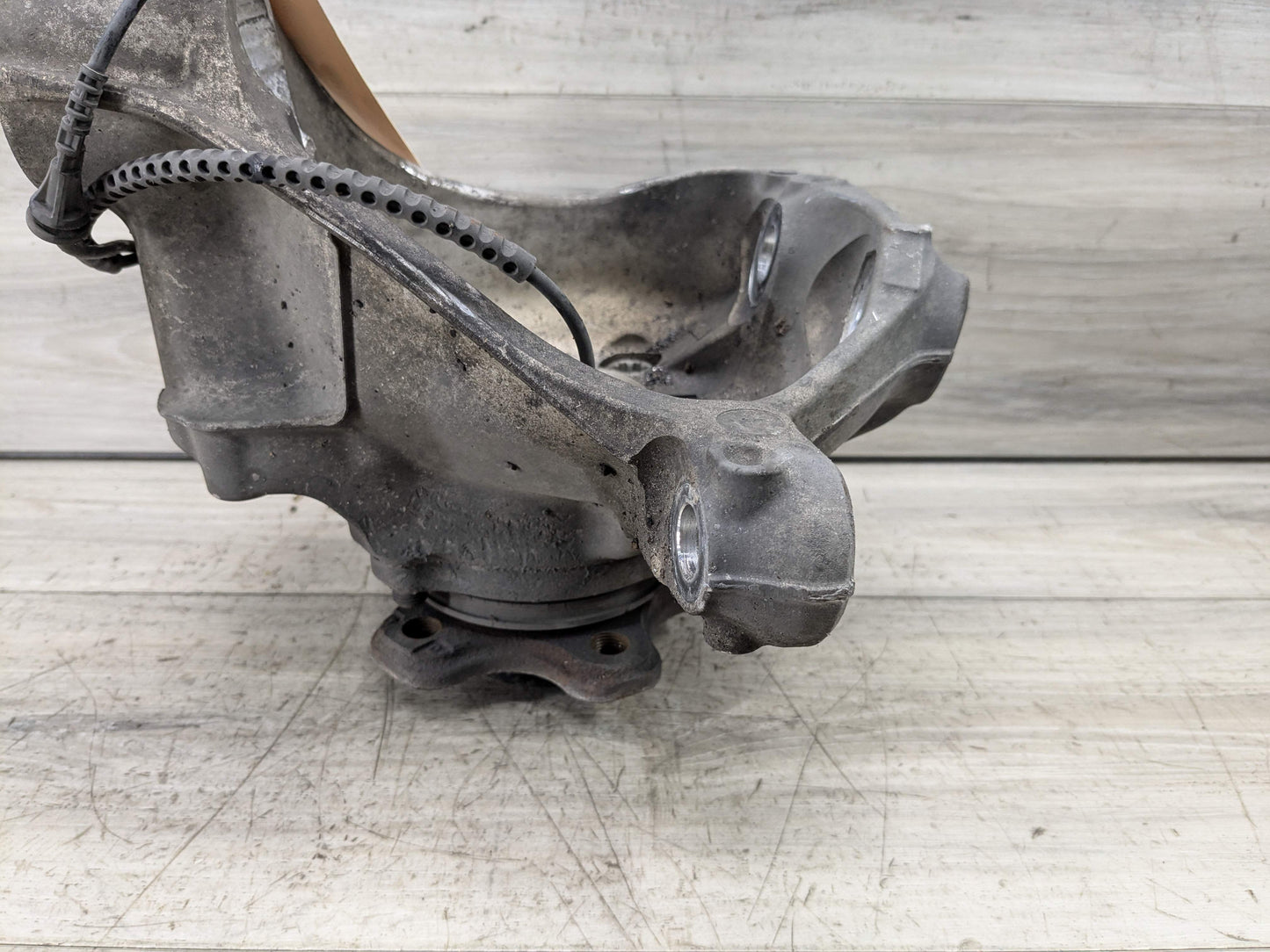 OEM BMW G01 G02 X3 X4 FRONT Right Passenger Knuckle Spindle Wheel Hub Bearing