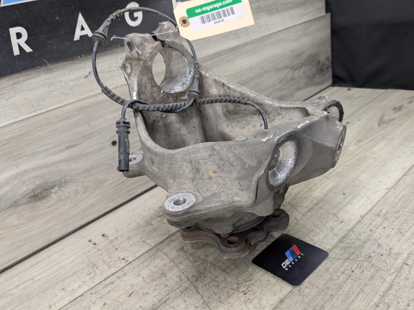 OEM BMW G01 G02 X3 X4 FRONT Left Driver Side Knuckle Spindle Wheel Hub Bearing