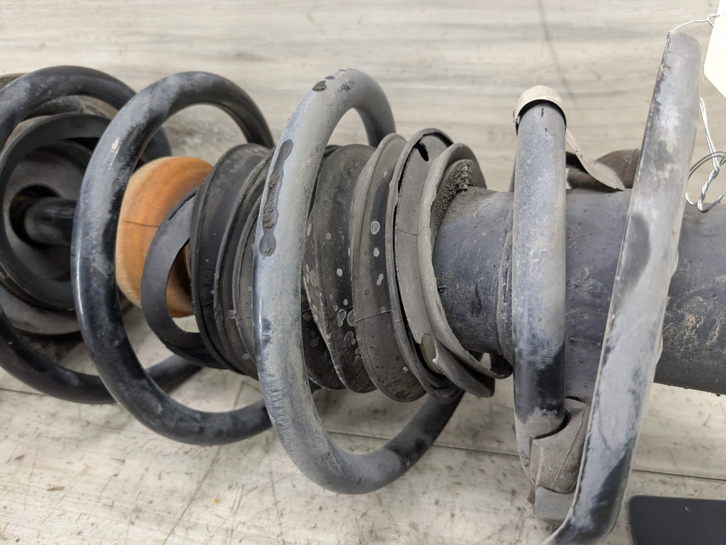 *OEM BMW G01 G02 X3 X4 30i 30iX Front Left Driver Spring Strut Shock Absorber