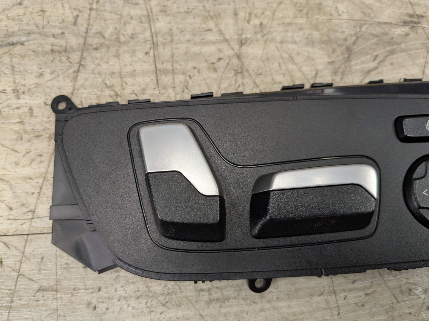 19-24 OEM BMW F97 G01 G20 G26 Front Right Passenger Seat Adjust Control Switch