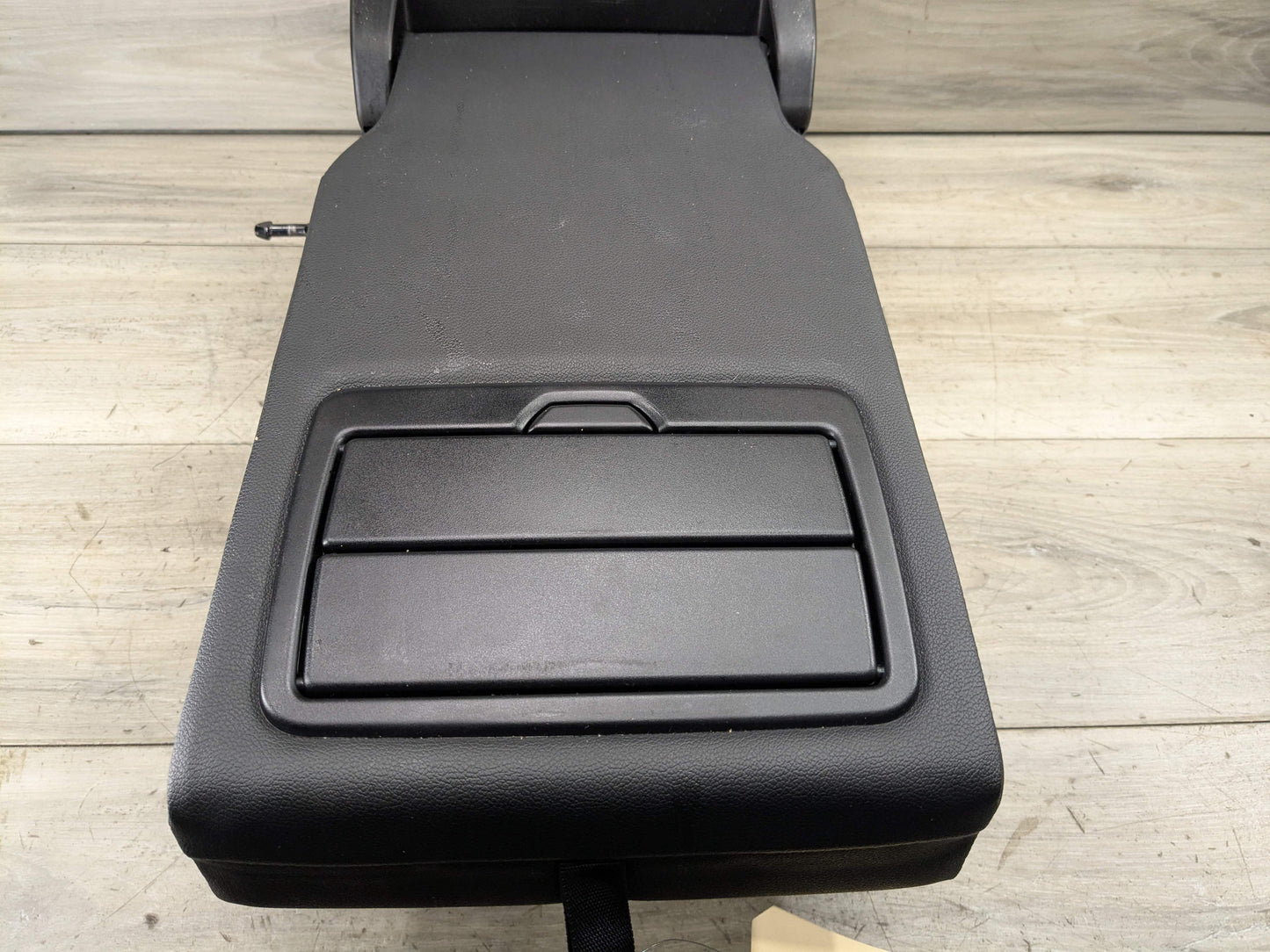 OEM BMW G01 G20 G20 330 M340 X3 X4 Rear Center Seat 2ND Row Arm Rest Cup Holder