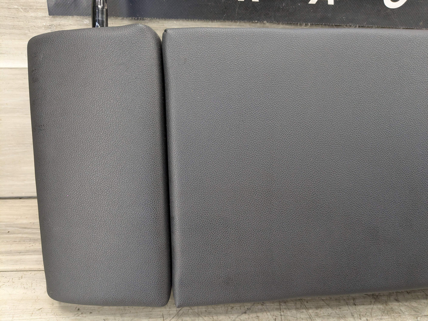 OEM BMW G01 G20 G20 330 M340 X3 X4 Rear Center Seat 2ND Row Arm Rest Cup Holder