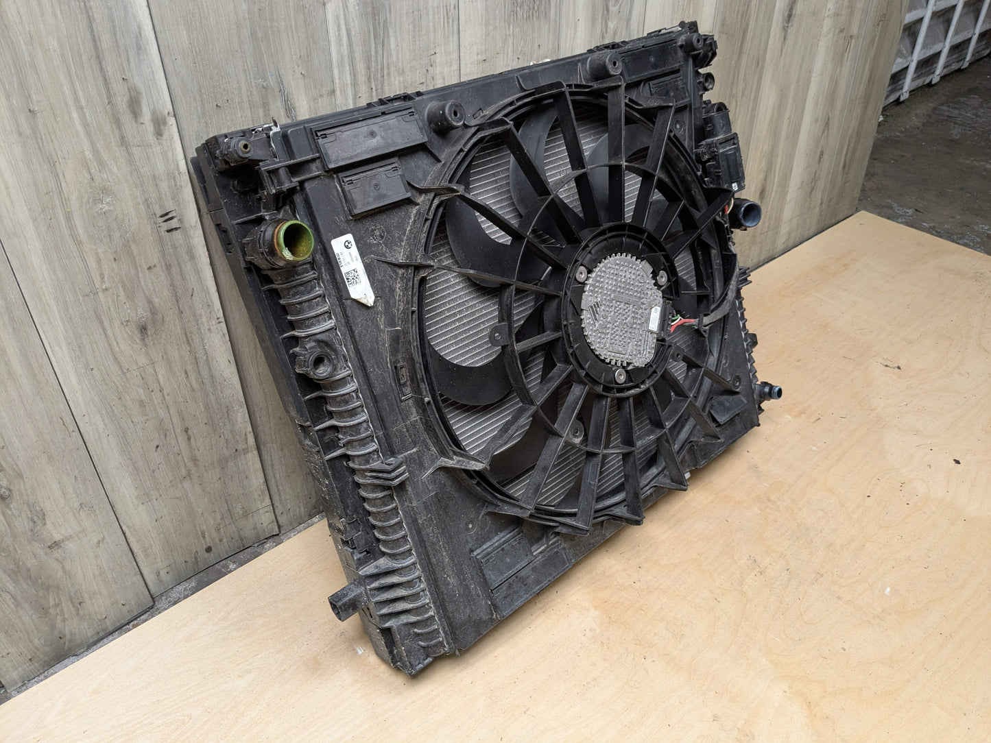 18-24 OEM BMW G01 G02 X3 X4 30i 30iX B46 Radiator Condenser Fan Shroud SET 600W