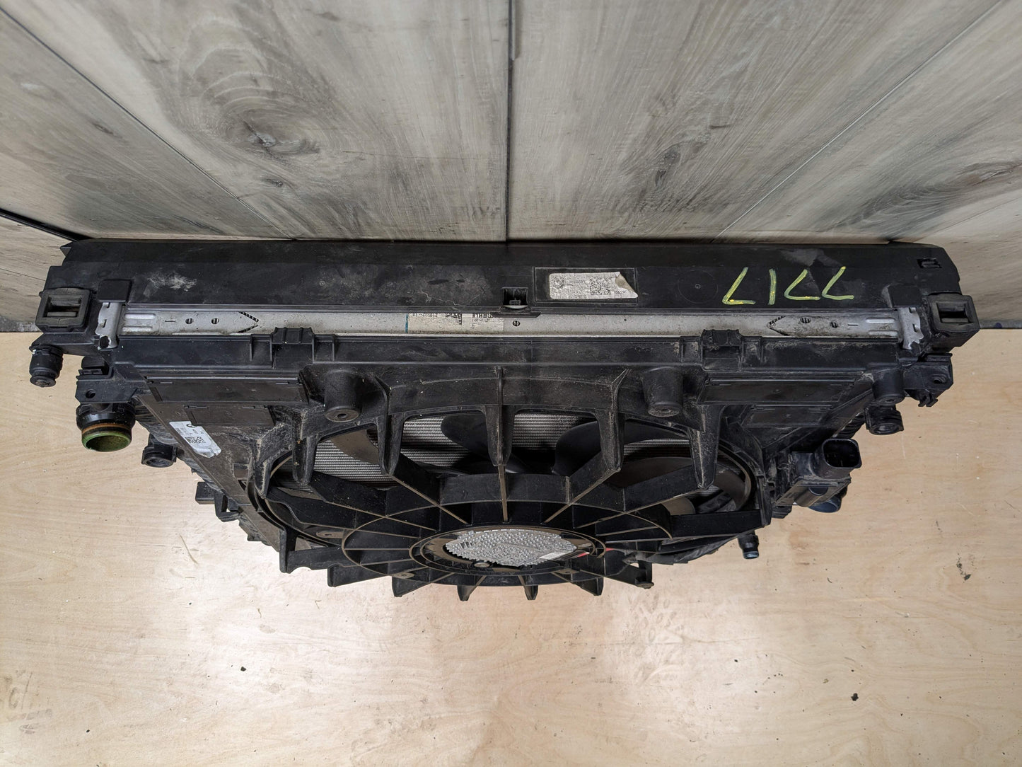 18-24 OEM BMW G01 G02 X3 X4 30i 30iX B46 Radiator Condenser Fan Shroud SET 600W