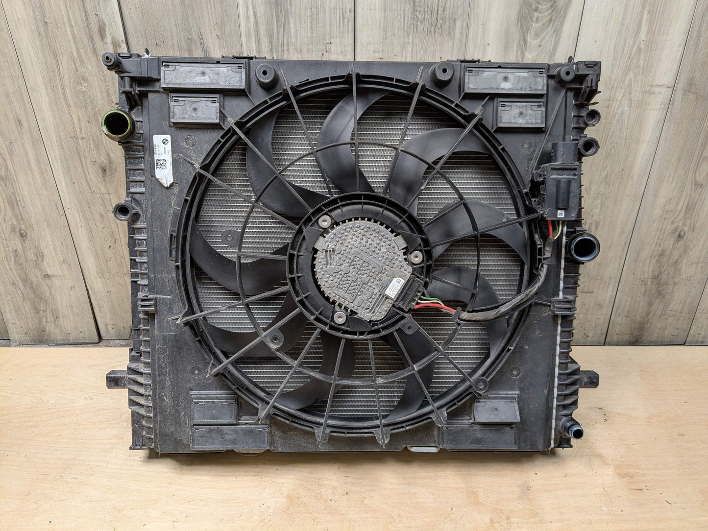 18-24 OEM BMW G01 G02 X3 X4 30i 30iX B46 Radiator Condenser Fan Shroud SET 600W