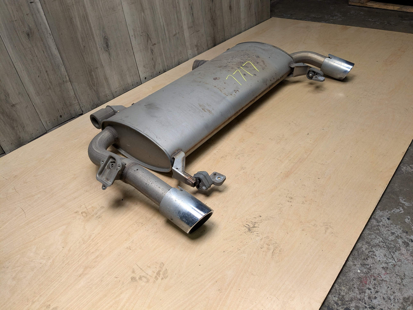 18-21 OEM BMW G01 X3 30i 30iX Engine B46 Rear Muffler Exhaust System w/ Tips