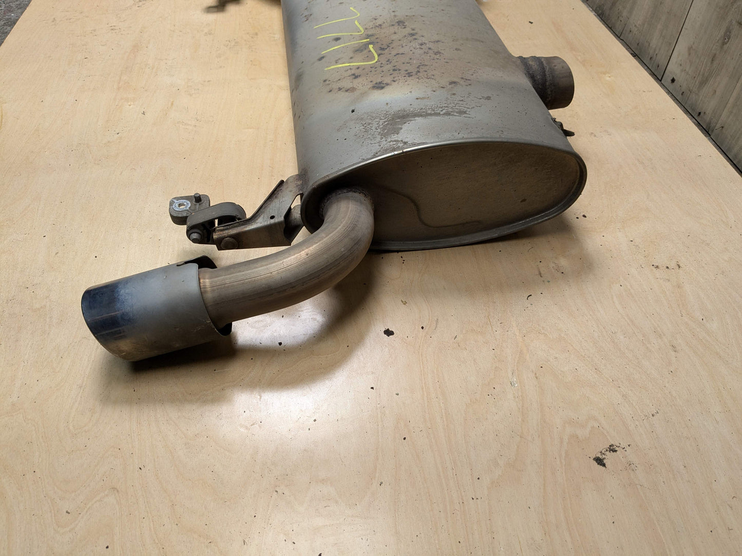 18-21 OEM BMW G01 X3 30i 30iX Engine B46 Rear Muffler Exhaust System w/ Tips