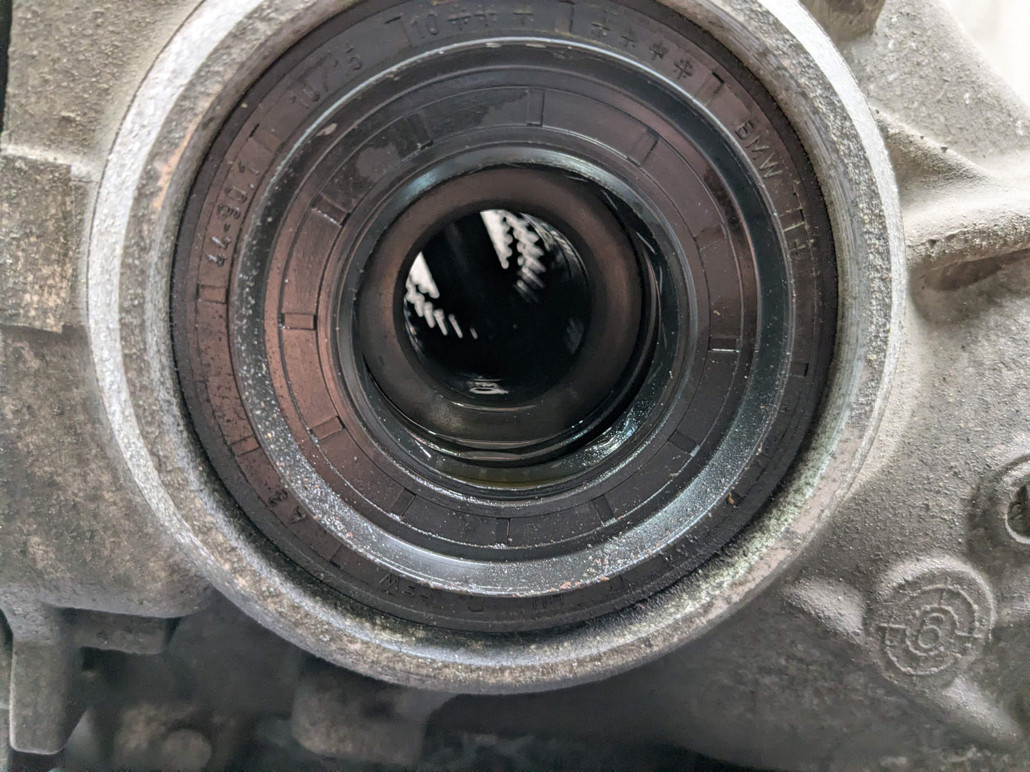 18-24 OEM BMW G01 G02 X3 X4 B46 B58 Rear Differential Axle Gearbox Carrier 3.38