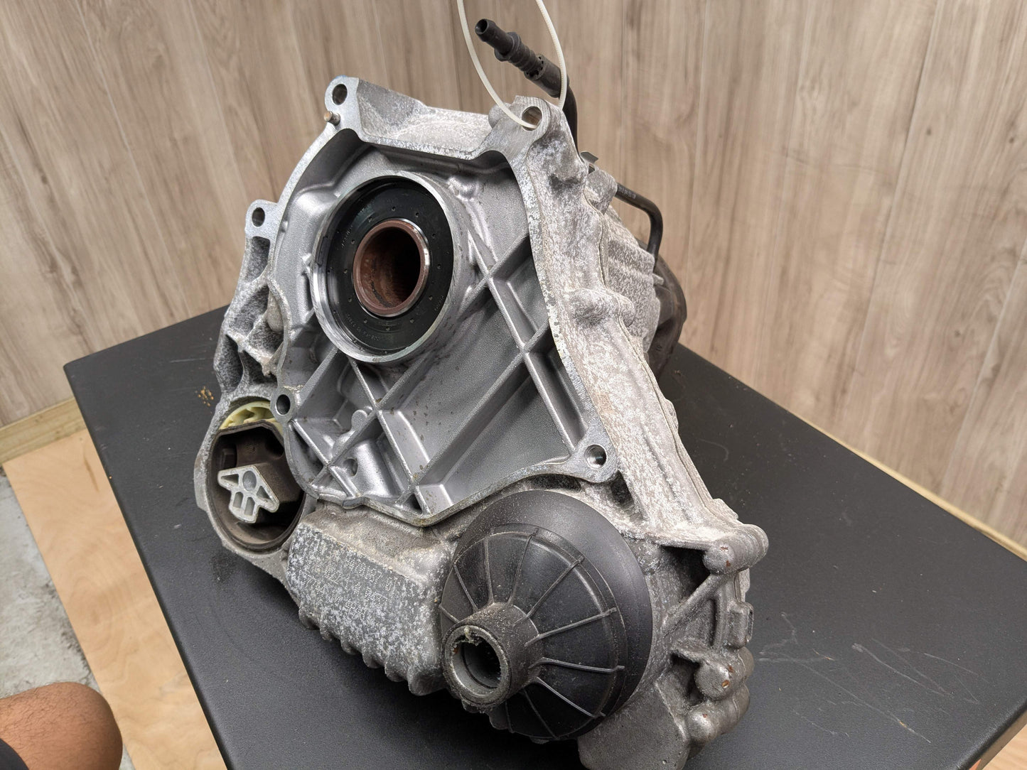 OEM BMW G01 G05 G12 G20 G22 G23 G30 X3 X5 AWD Transmission Transfer Case ATC13