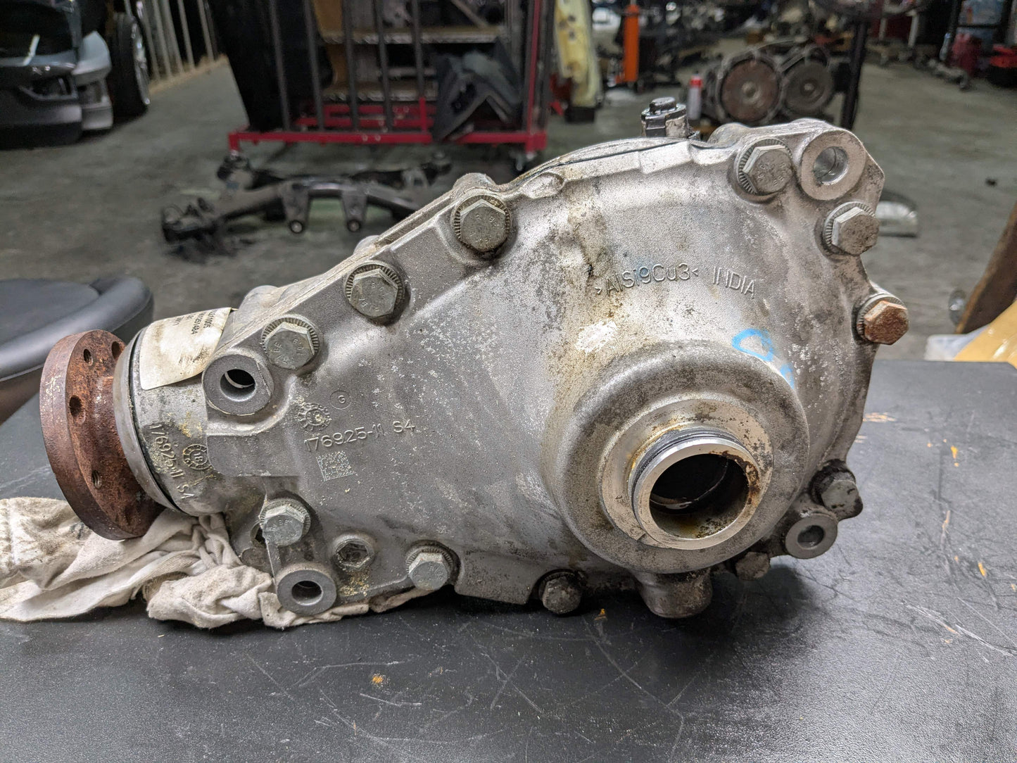 OEM BMW F22 F30 F36 G20 G30 B46 B58 Front Differential Axle Gearbox Carrier 2.81