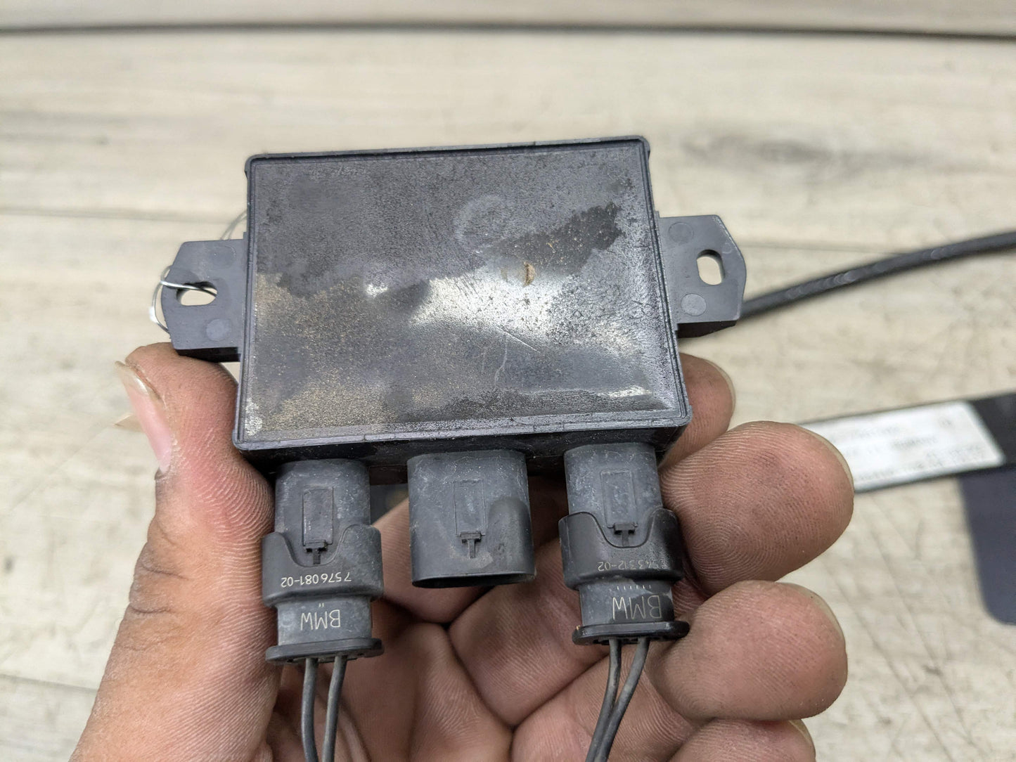 OEM BMW G30 G12 F90 M5 F48 X1 G01 X3 Control Unit Smart Opener Module w/ Sensor