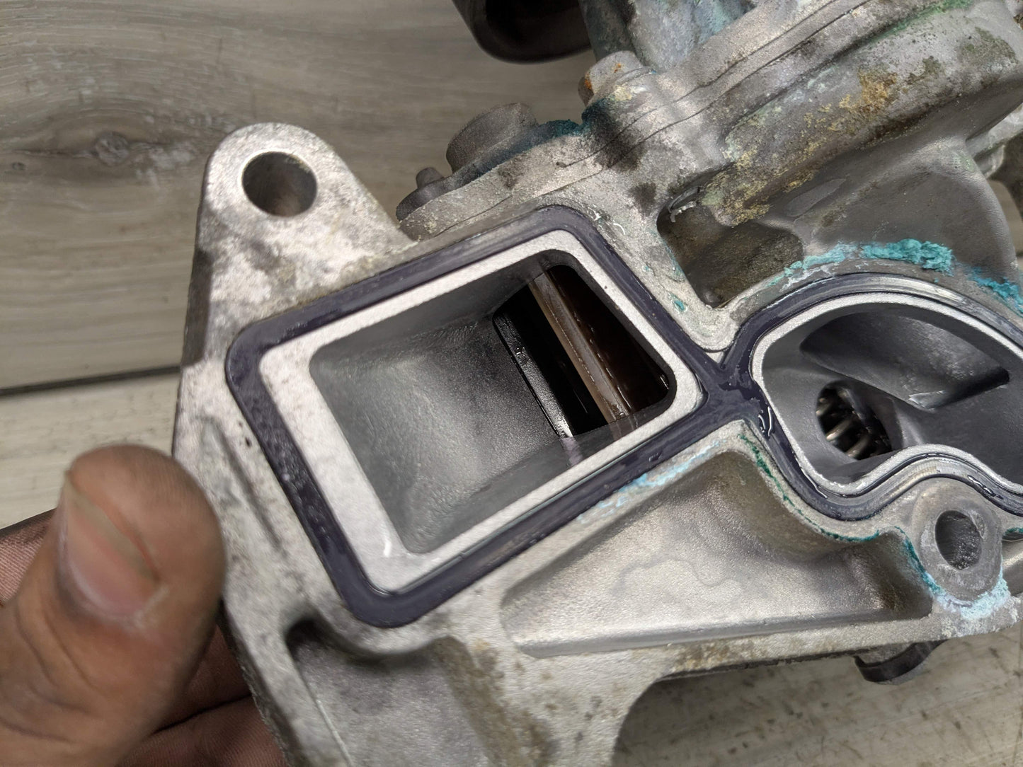 OEM BMW F22 F23 F30 G01 G02 230 330 X3 Engine B46 B48 Coolant Pump With Support