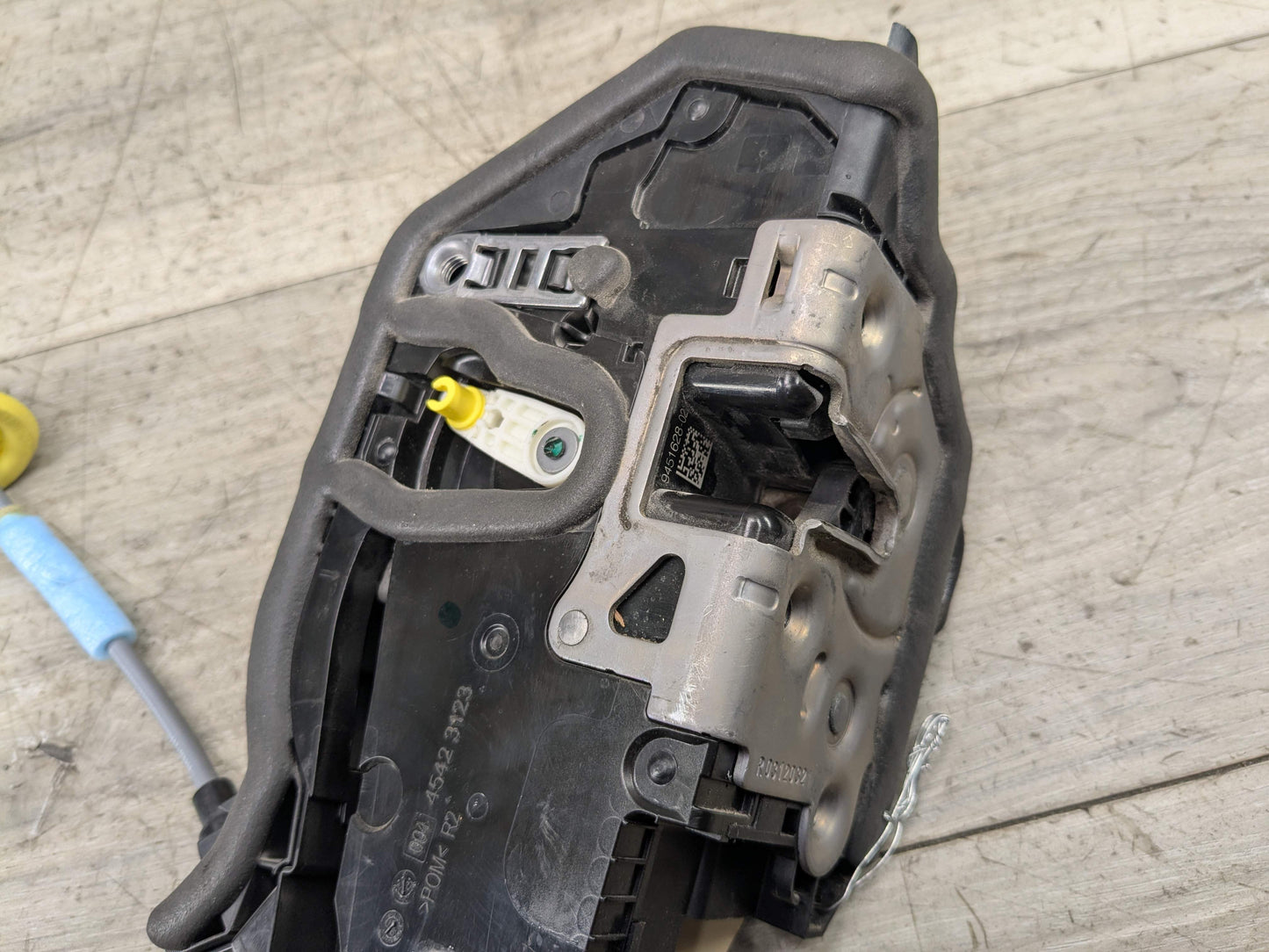 OEM BMW F44 G20 G22 G23 G80 G82 FRONT RIGHT PASSENGER Door Lock Latch Actuator