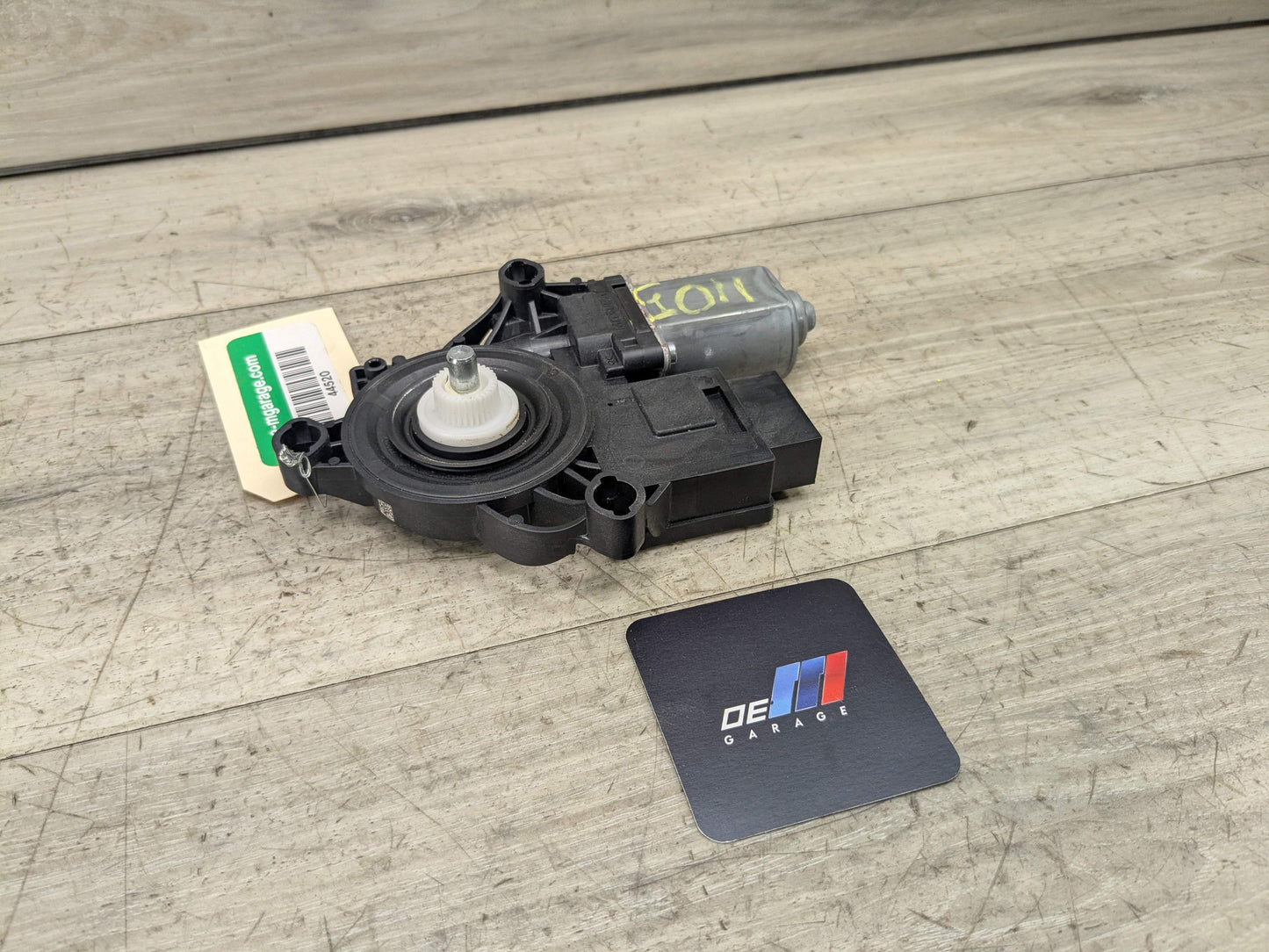 OEM BMW G20 G80 330 M340 REAR Right Passenger Side Door Window Regulator Motor