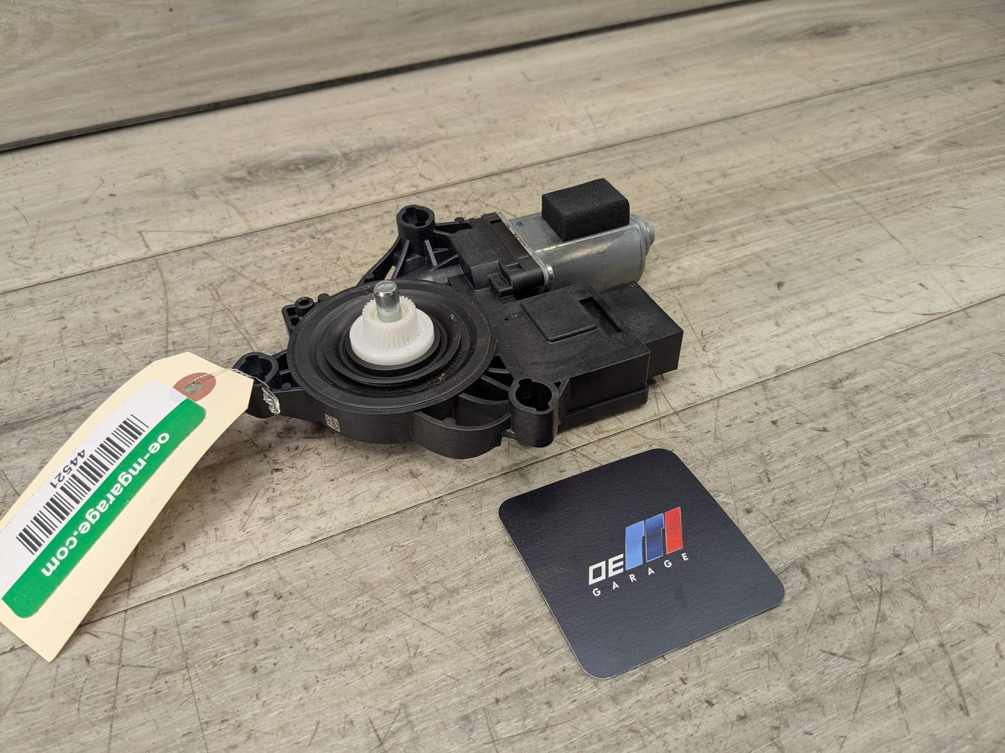 OEM BMW G20 G80 330 M340 M3 FRONT Left Driver Side Door Window Regulator Motor