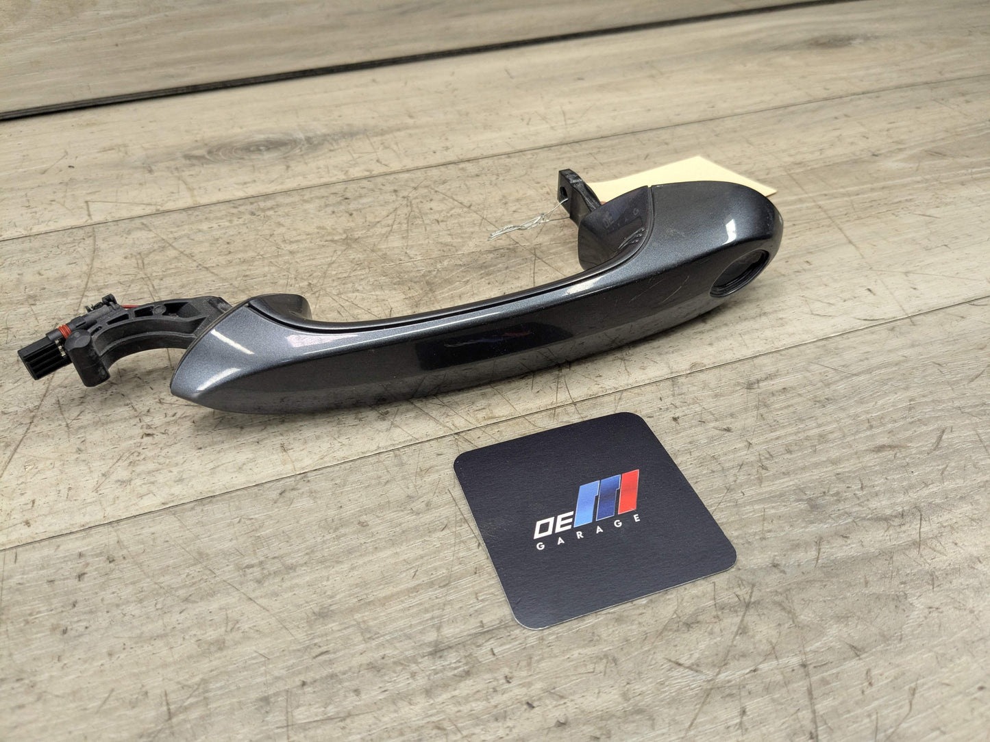 OEM BMW G20 330 M340 G30 530 540 M550 Front Left Driver Door Handle COMFORT Gray