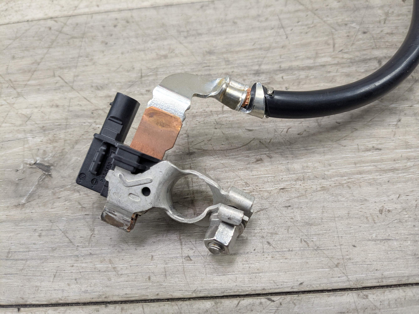 OEM BMW G05 G07 G20 G22 G23 G26 G42 Battery Negative Cable Terminal IBS Sensor