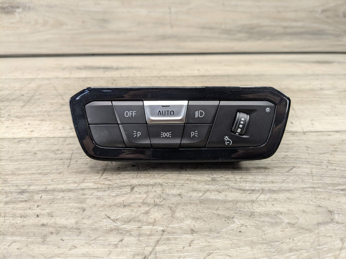 OEM BMW G20 G22 G23 G26 G42 G80 G82 M3 M4 Headlight Control Switch Light Module