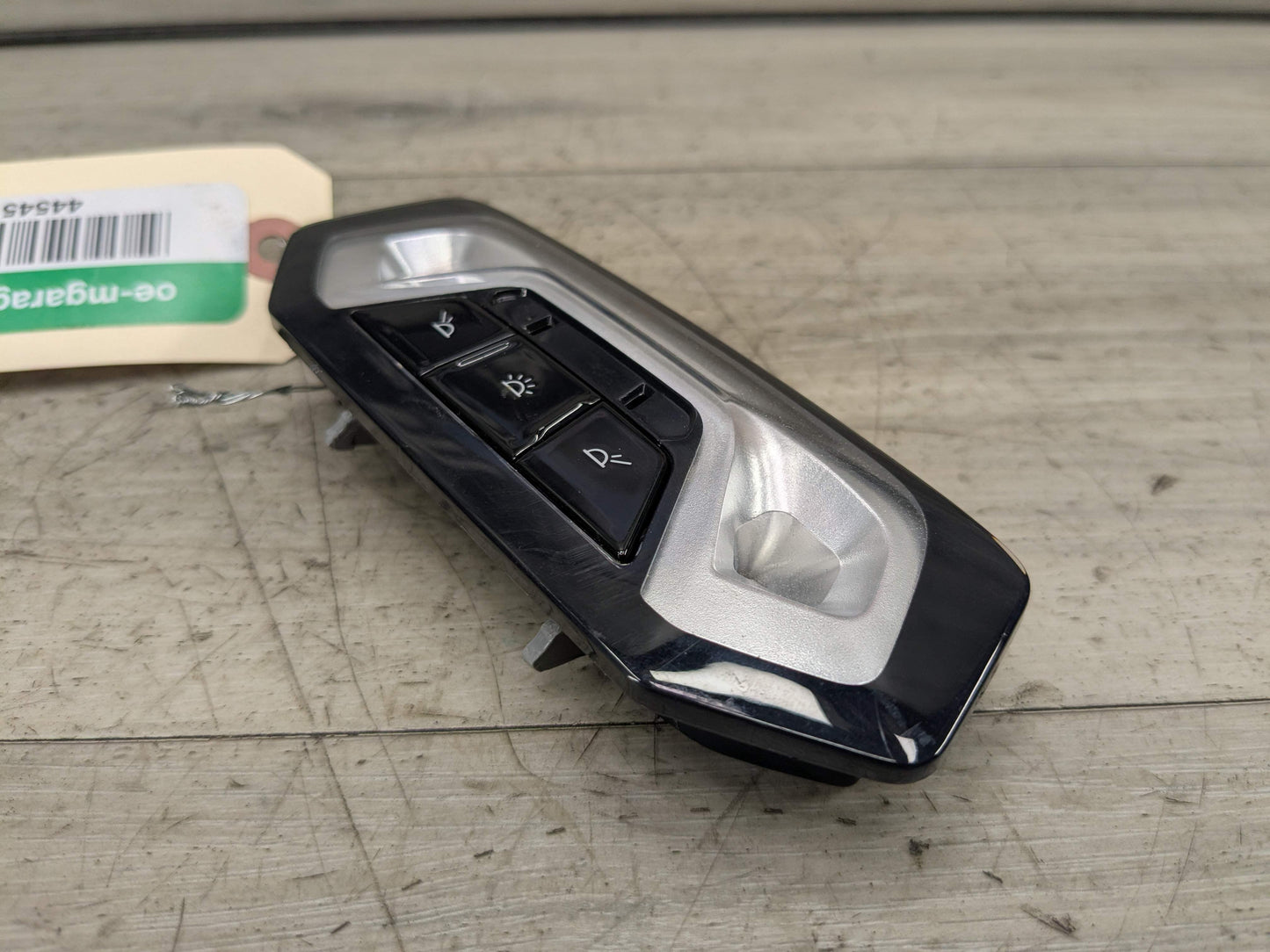 OEM BMW F44 G06 G20 G22 G26 G42 G80 G82 M3 M4 Rear Dome Reading Light LED Panel