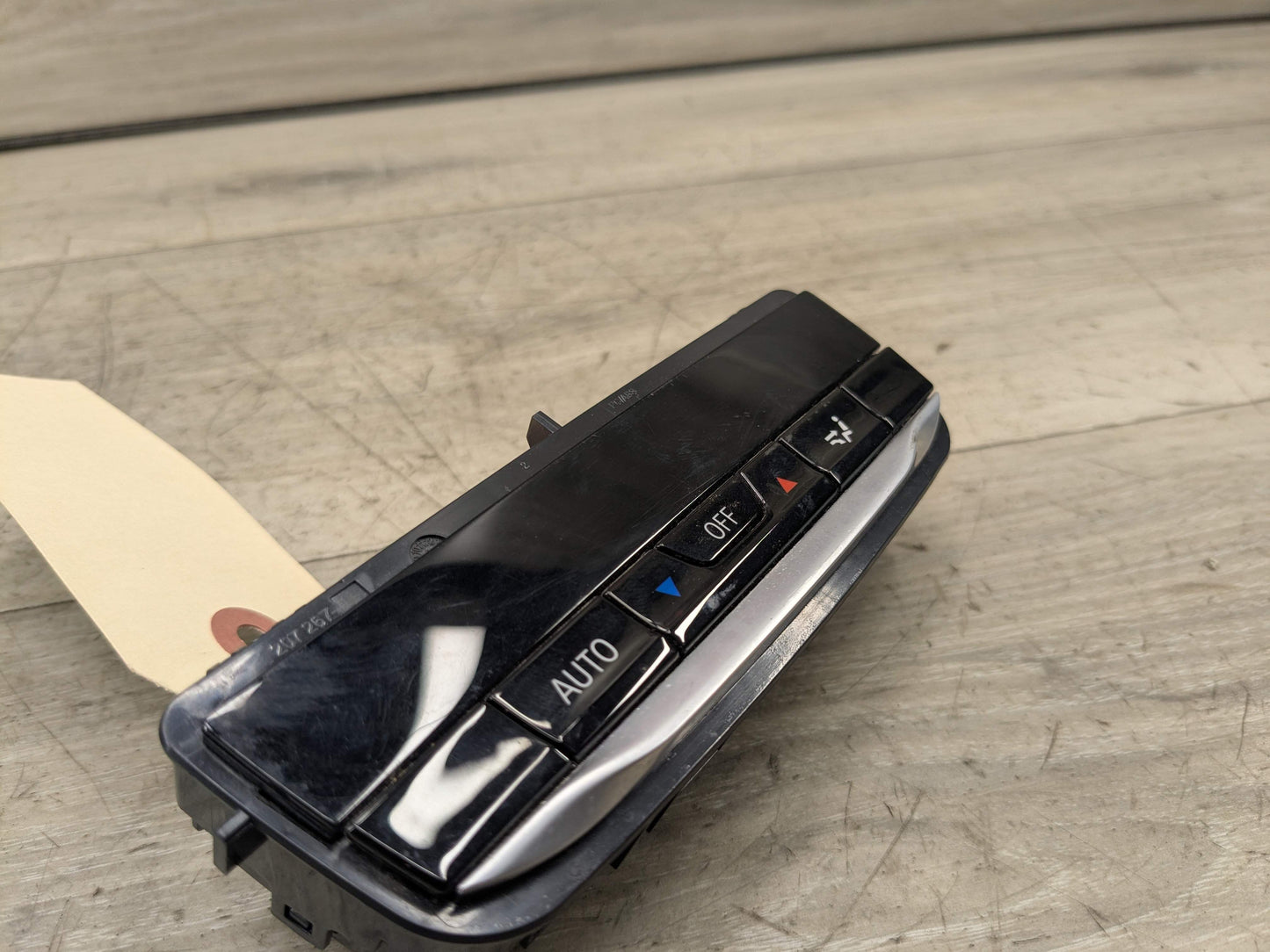 OEM BMW G20 G22 G23 G26 G80 G82 G83 Rear AC Air Climate Control Switch Module