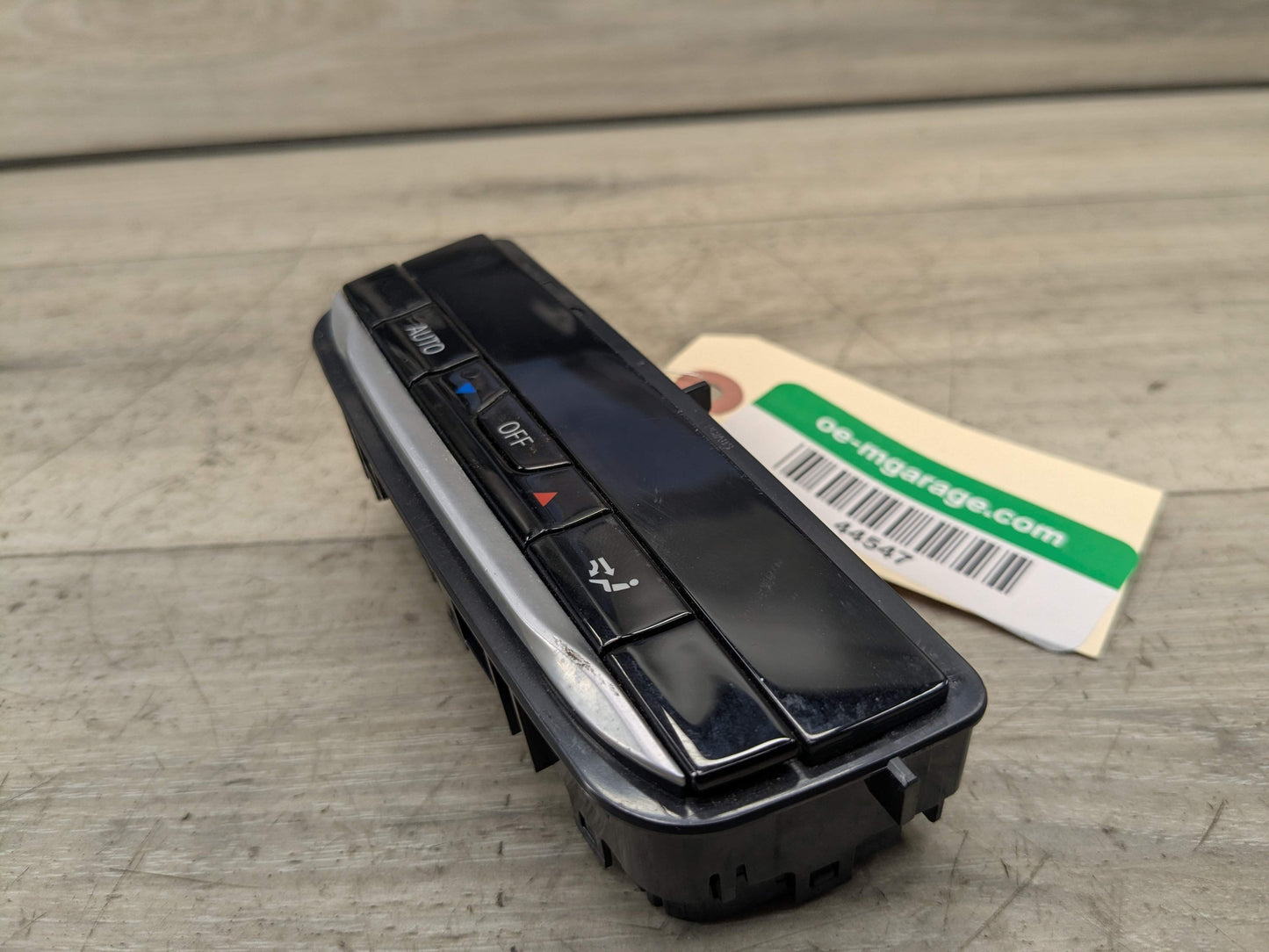 OEM BMW G20 G22 G23 G26 G80 G82 G83 Rear AC Air Climate Control Switch Module