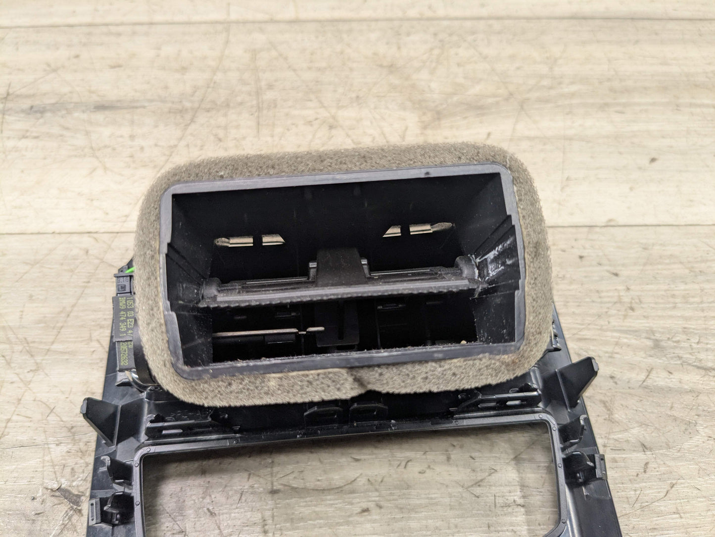 OEM BMW G20 G22 G23 G26 G80 G82 G83 M3 Rear AC Air Vent Panel Trim Cover Black