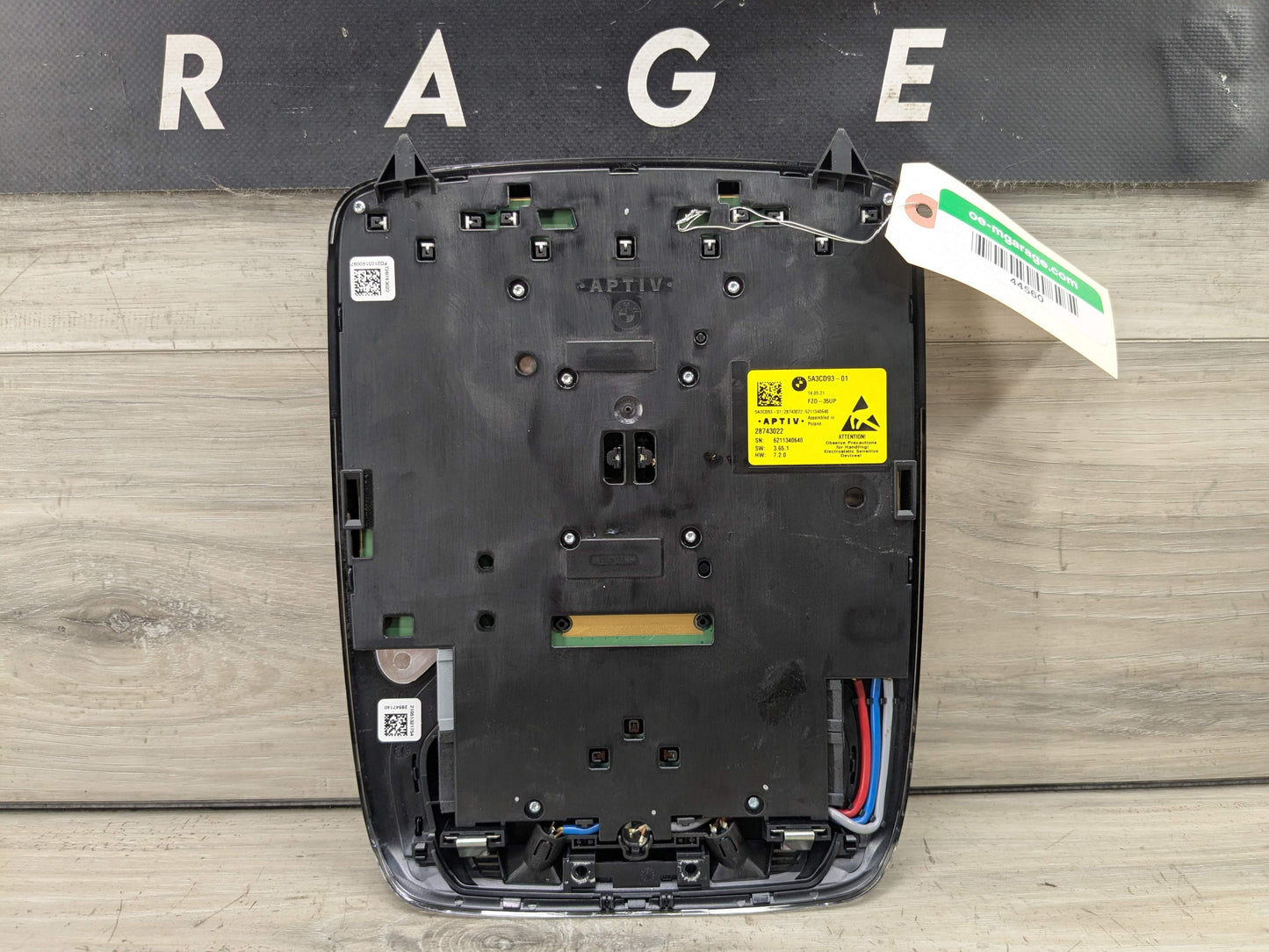 19-24 OEM BMW G01 G20 330 M340 X3 Front Roof Console Dome Light SOS Switch