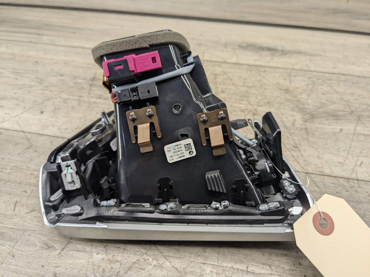 19-24 OEM BMW G20 G22 G23 G26 G80 G82 G83 M3 Left Driver Air AC Vent With Trim