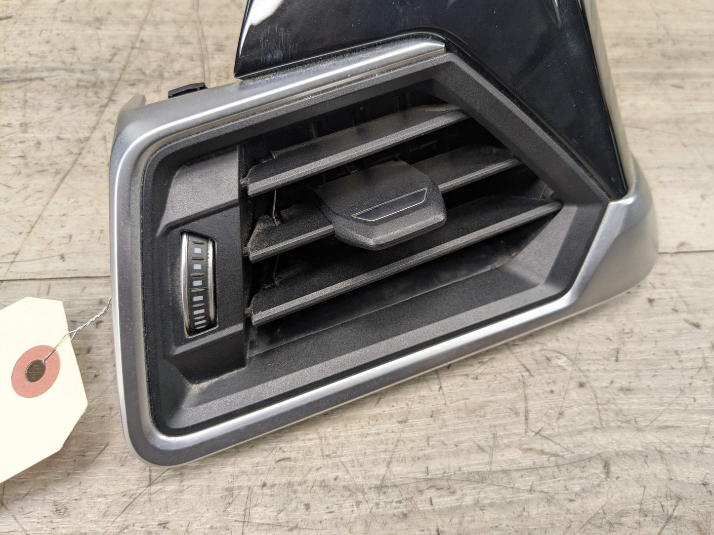 19-24 OEM BMW G20 G22 G23 G26 G80 G82 G83 M3 Left Driver Air AC Vent With Trim