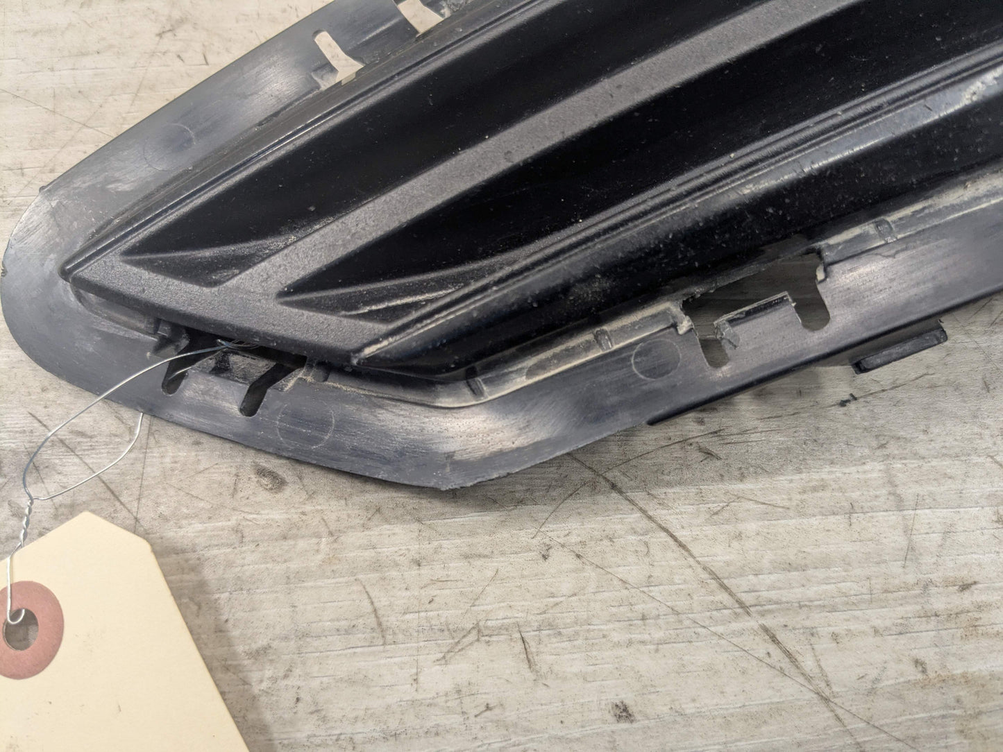 19-22 OEM BMW G20 330 BASIS Front Left Driver Side Bumper Grill Grille Trim