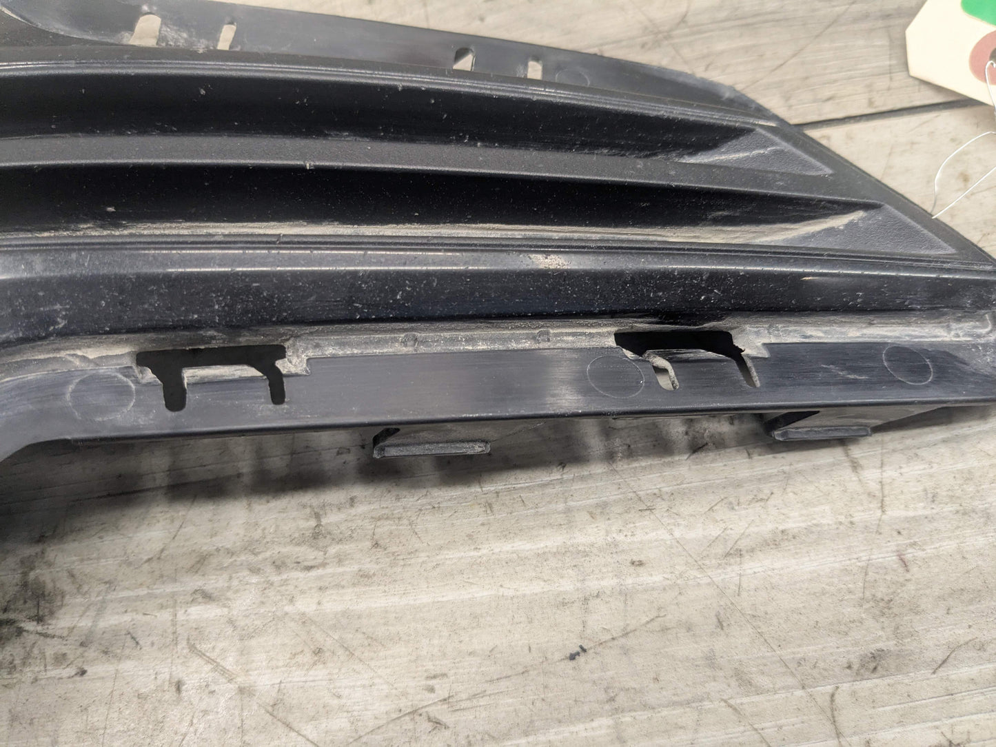 19-22 OEM BMW G20 330 BASIS Front Left Driver Side Bumper Grill Grille Trim