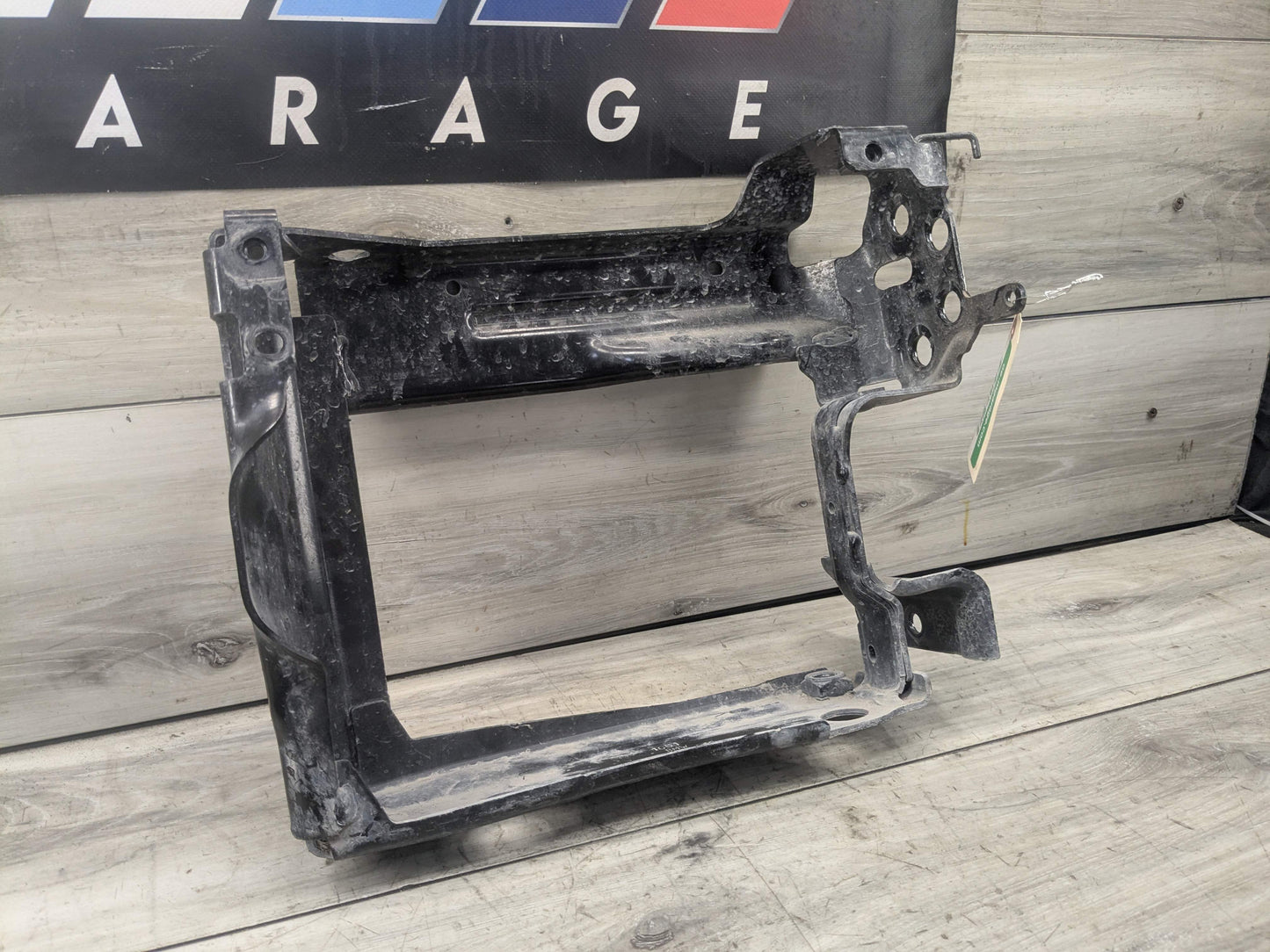 OEM BMW G20 G22 G23 G26 Front Left Driver Radiator Reinforcement Support Bracket